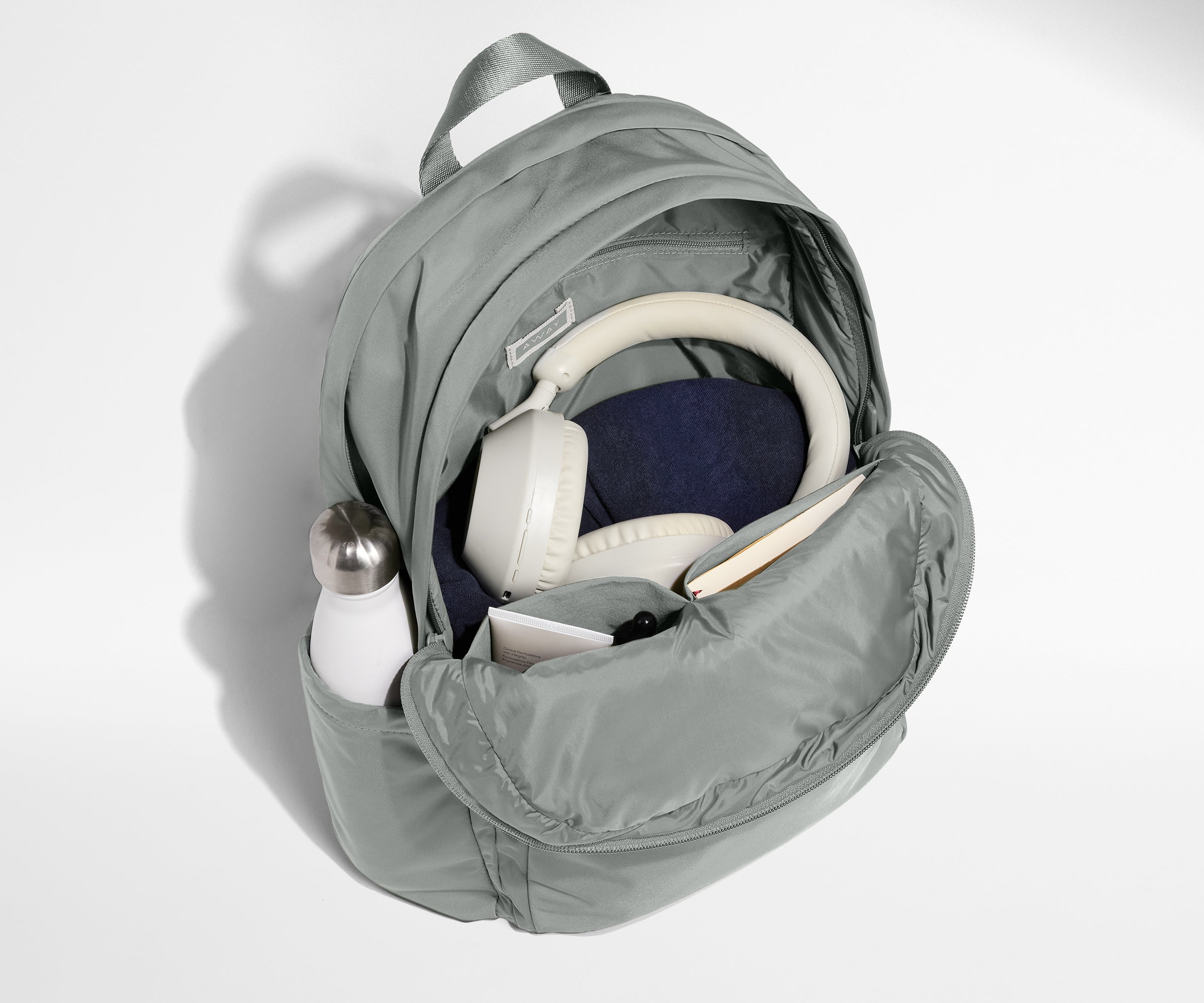 away-large-featherlight-backpack-sac-dos-nordic-gray image 4