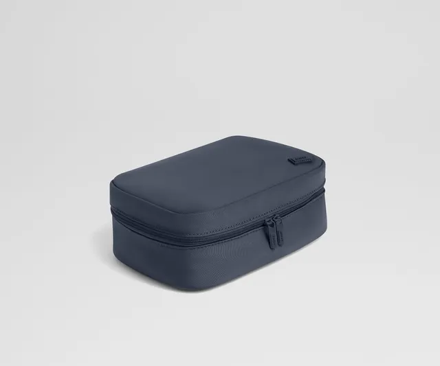away-small-toiletry-bag-trousse-toilette-navy-blue image 1
