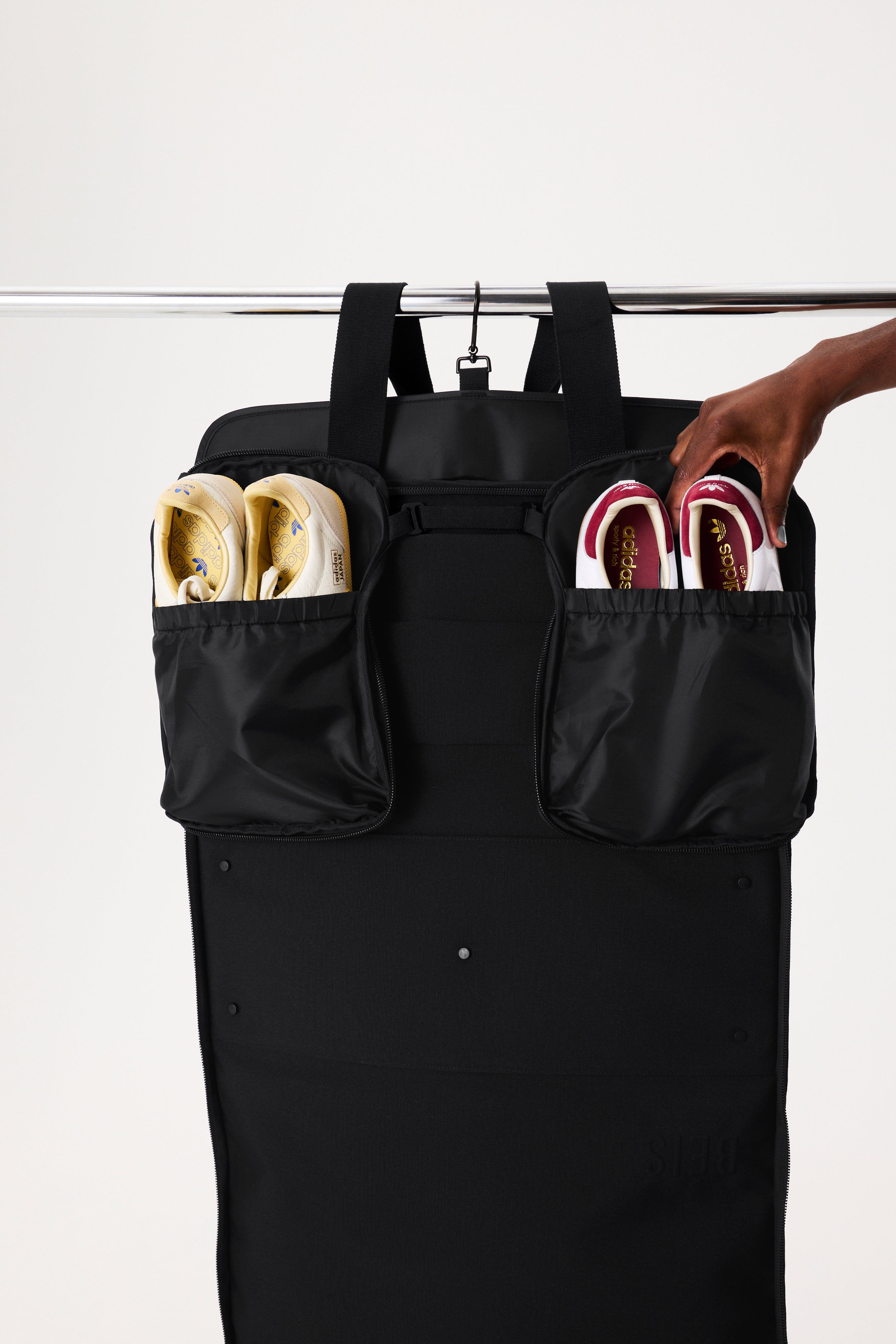 beis-garment-duffle-sac-voyage-noir-porte-costume image 3