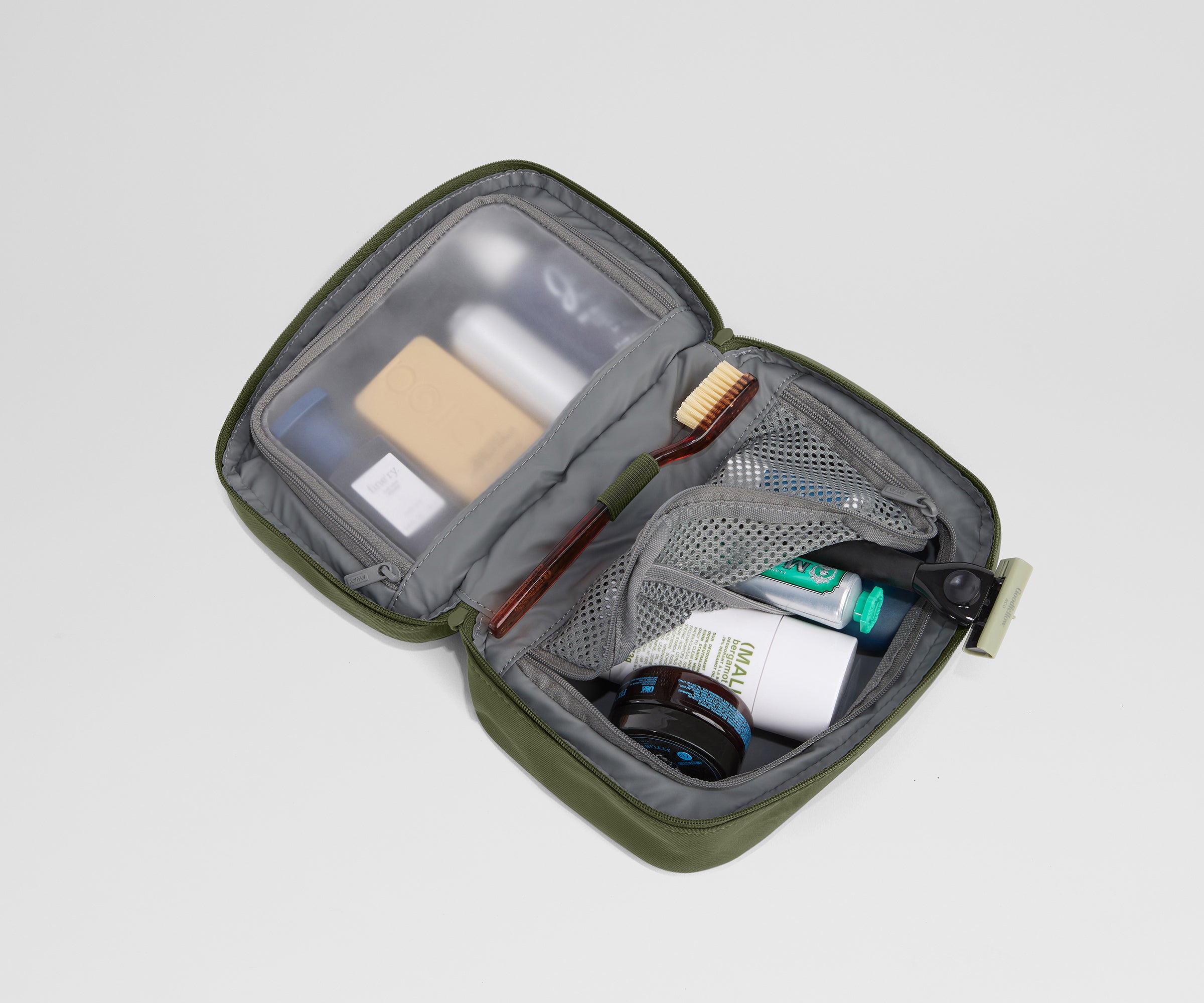 away-small-trousse-de-toilette-vert-olive image 3