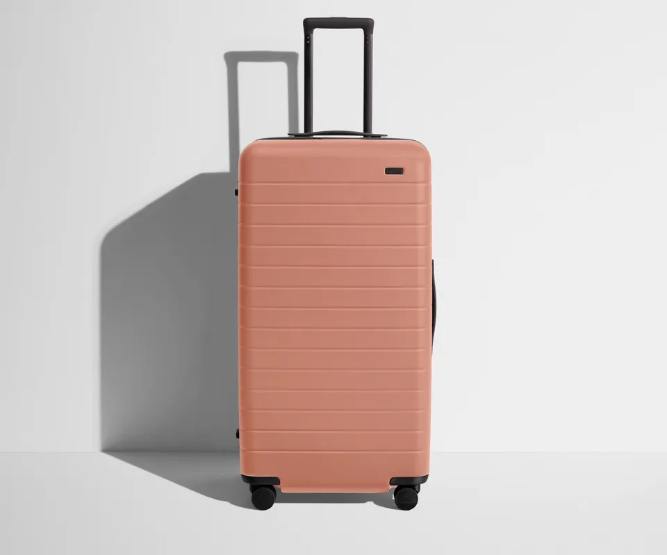 away-trunk-valise-soute-clay-pink-grande-capacit image 1