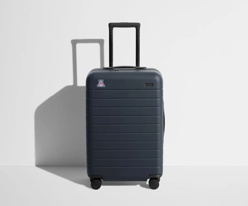 away-carry-on-bigger-valise-cabine-arizona-rigide image 1
