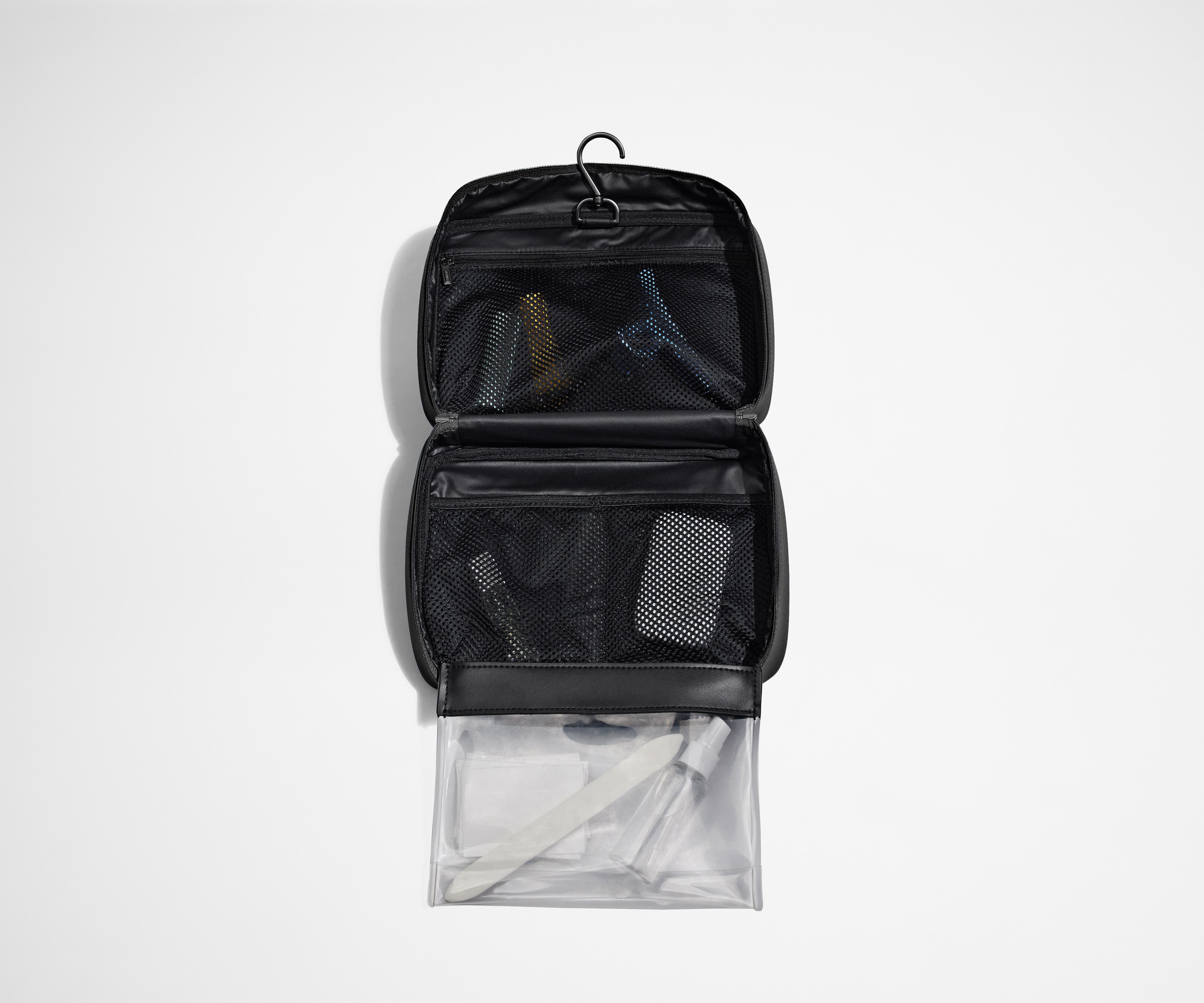 away-hanging-toiletry-bag-trousse-toilette-jet-black-crochet image 3