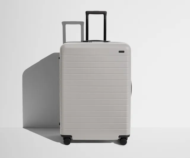 away-the-large-valise-soute-rigide-cloud-gray image 1
