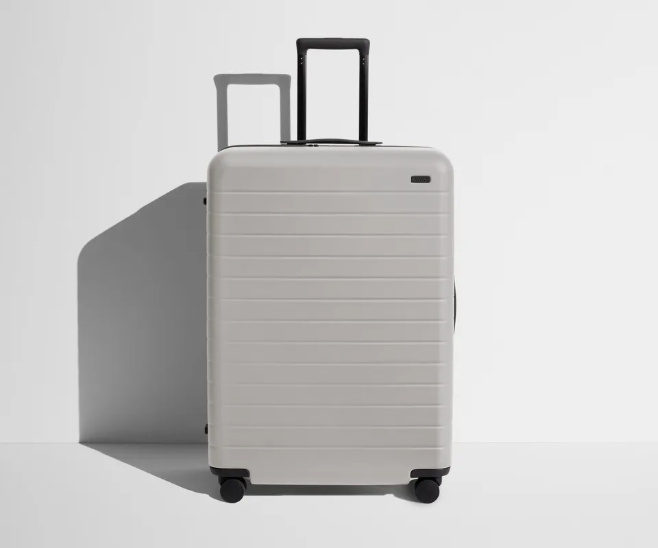 away-the-large-valise-soute-rigide-cloud-gray image 1