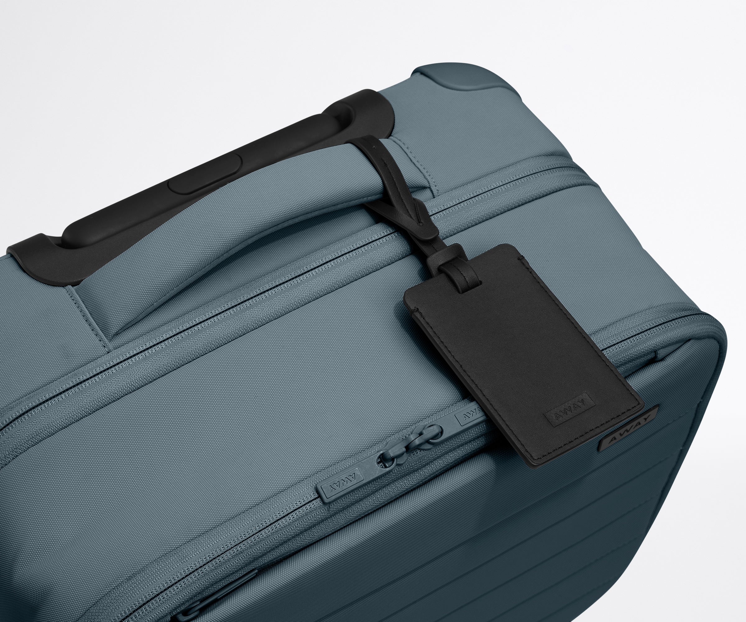 away-softside-valise-cabine-souple-bleue-coast-blue image 7