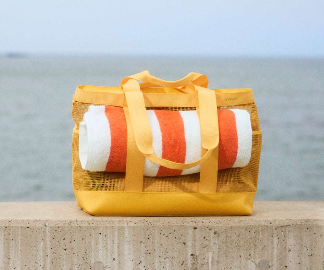 away-beach-tote-sac-de-plage-jaune-golden-hour image 8
