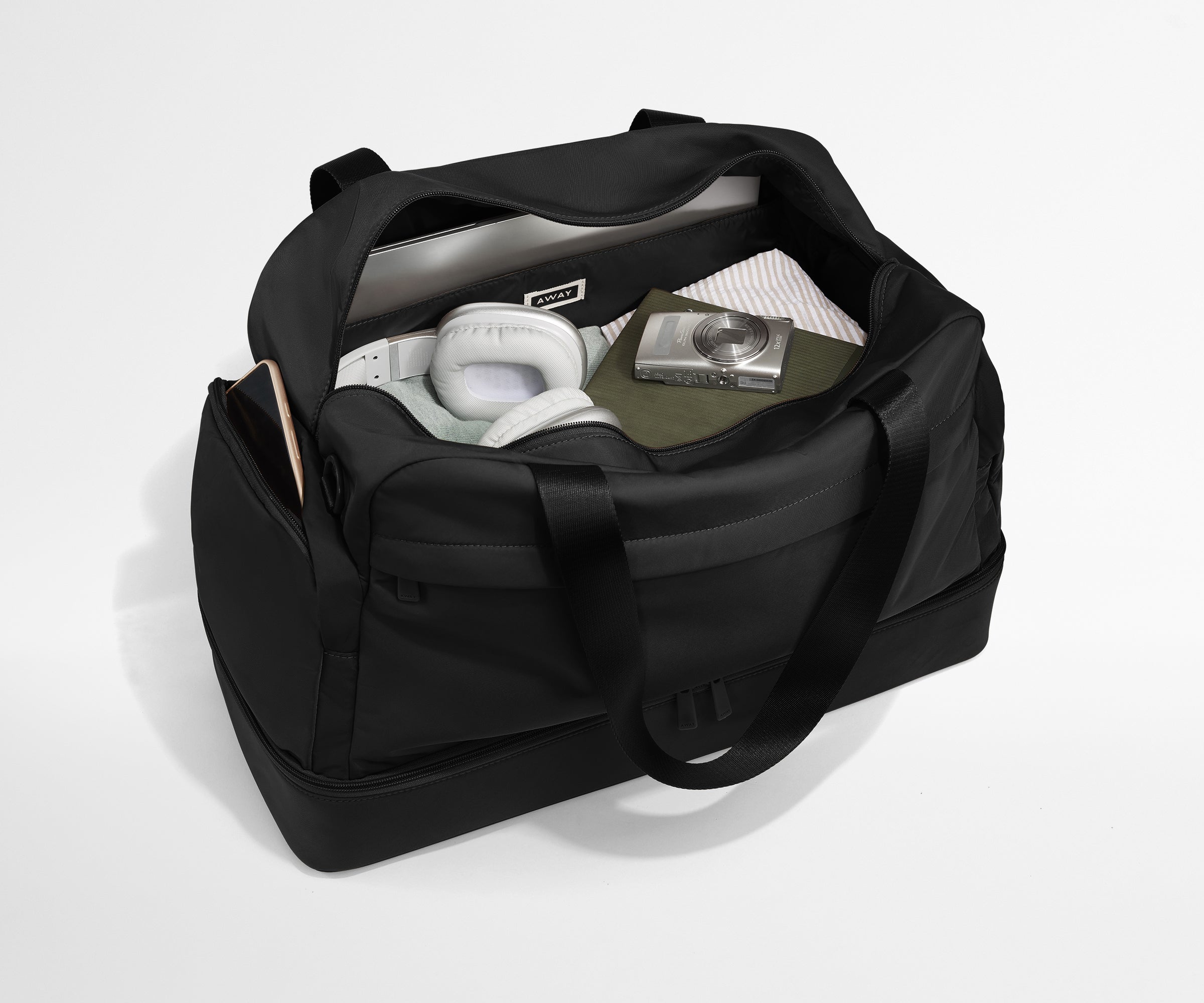 away-featherlight-weekender-sac-voyage-44l-jet-black image 3