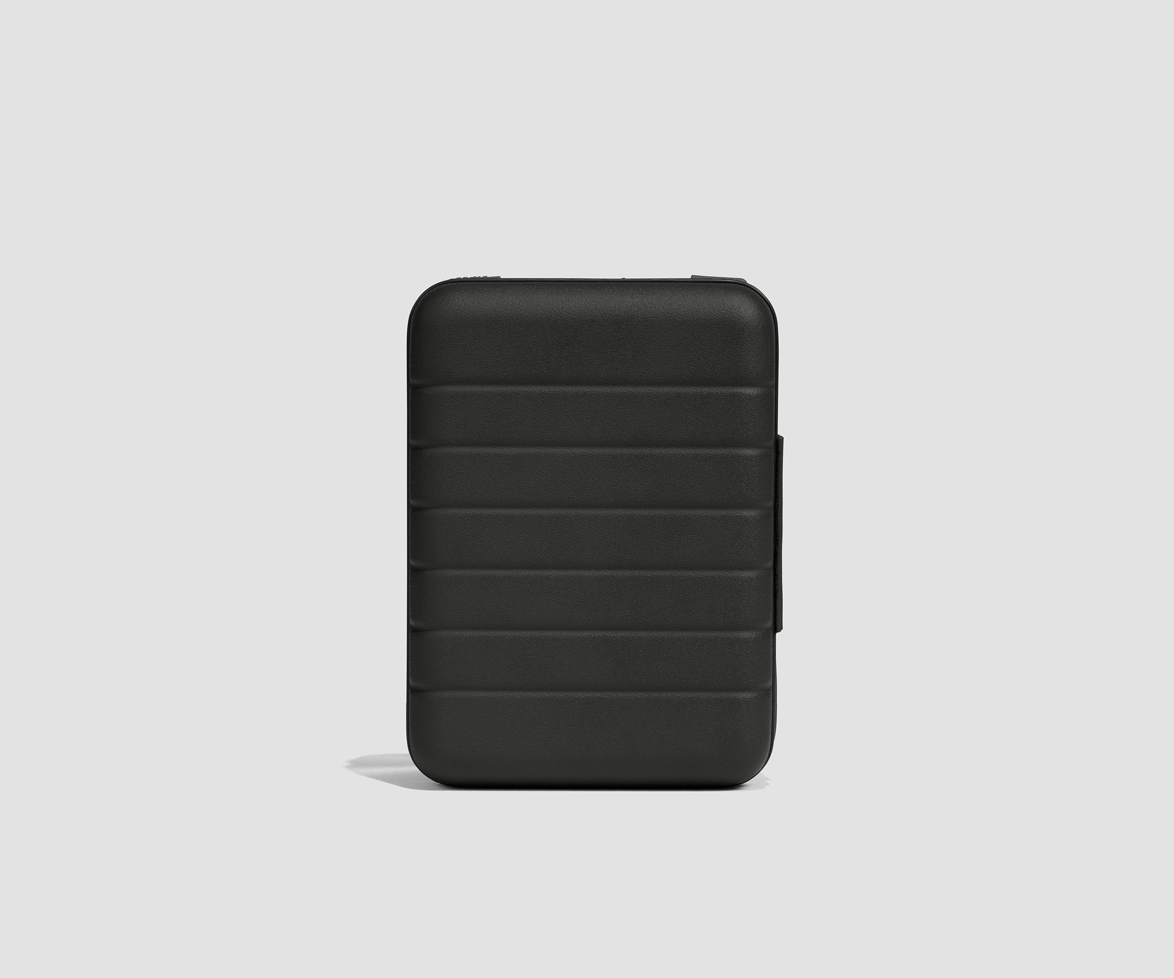 away-mini-tech-case-tui-c-bles-jet-black-rigide image 4