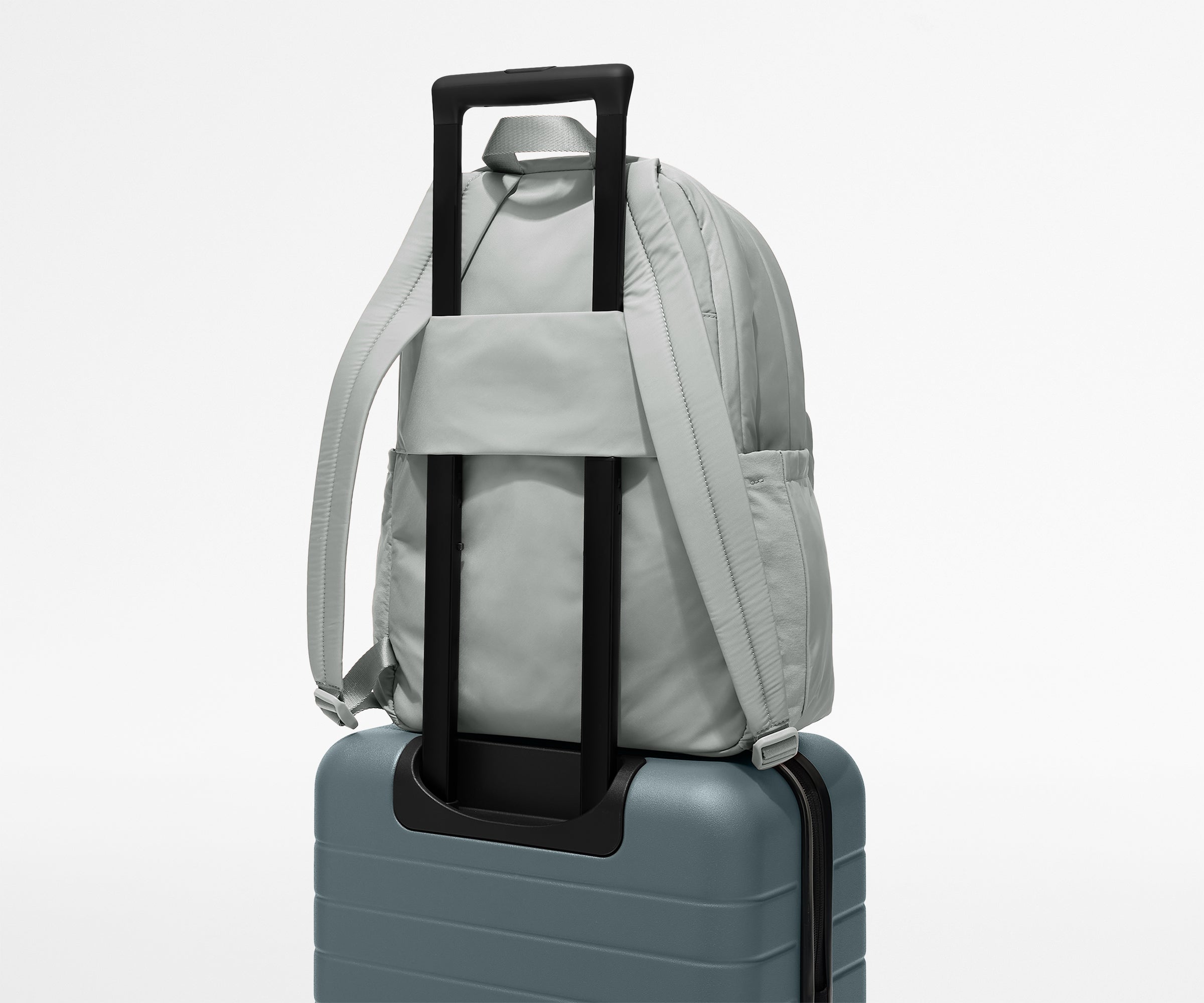 away-large-featherlight-backpack-sac-dos-nordic-gray image 7