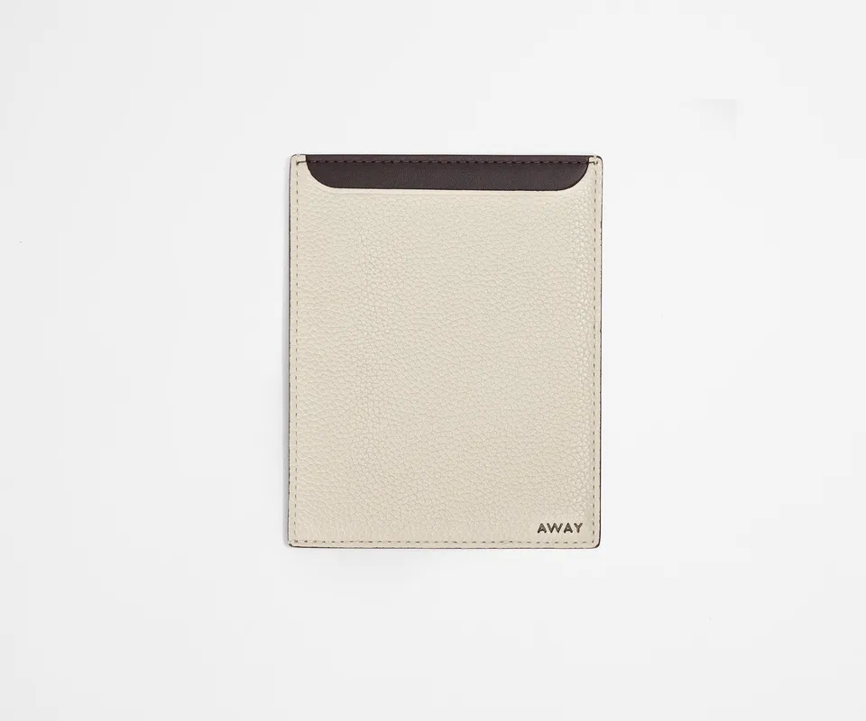 away-passport-wallet-prot-ge-passeport-cream-white-cuir image 1