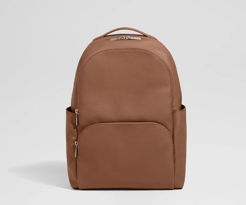 away-leather-backpack-sac-dos-cuir-marron-saddle image 1