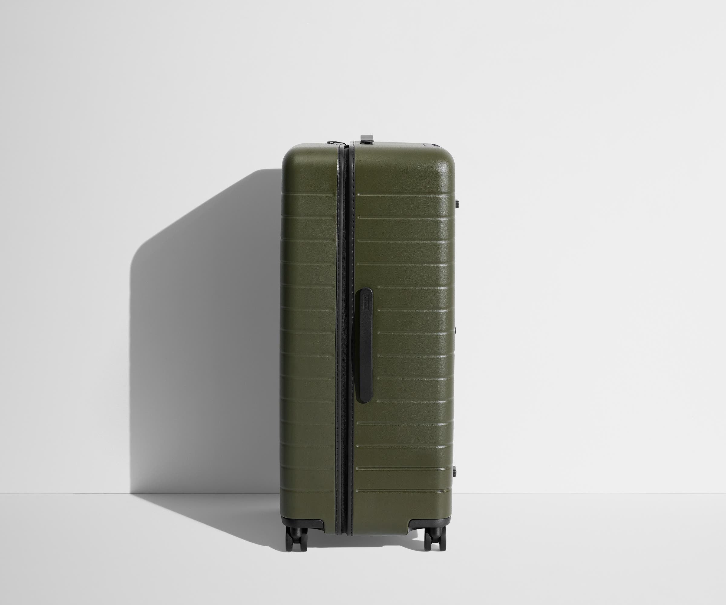 away-the-trunk-valise-soute-vert-olive-rigide image 3