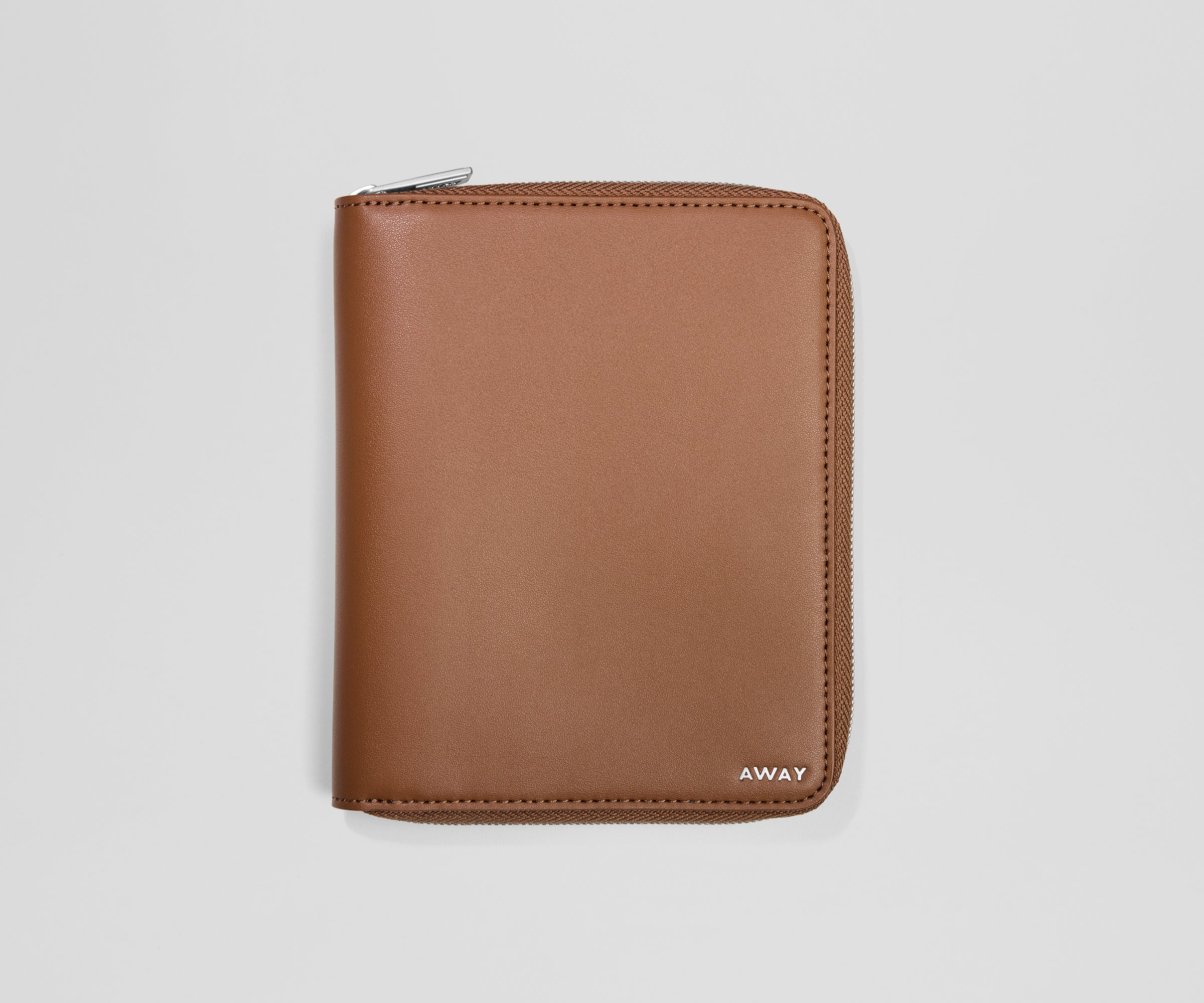 away-travel-wallet-portefeuille-voyage-saddle-brown-cuir image 1