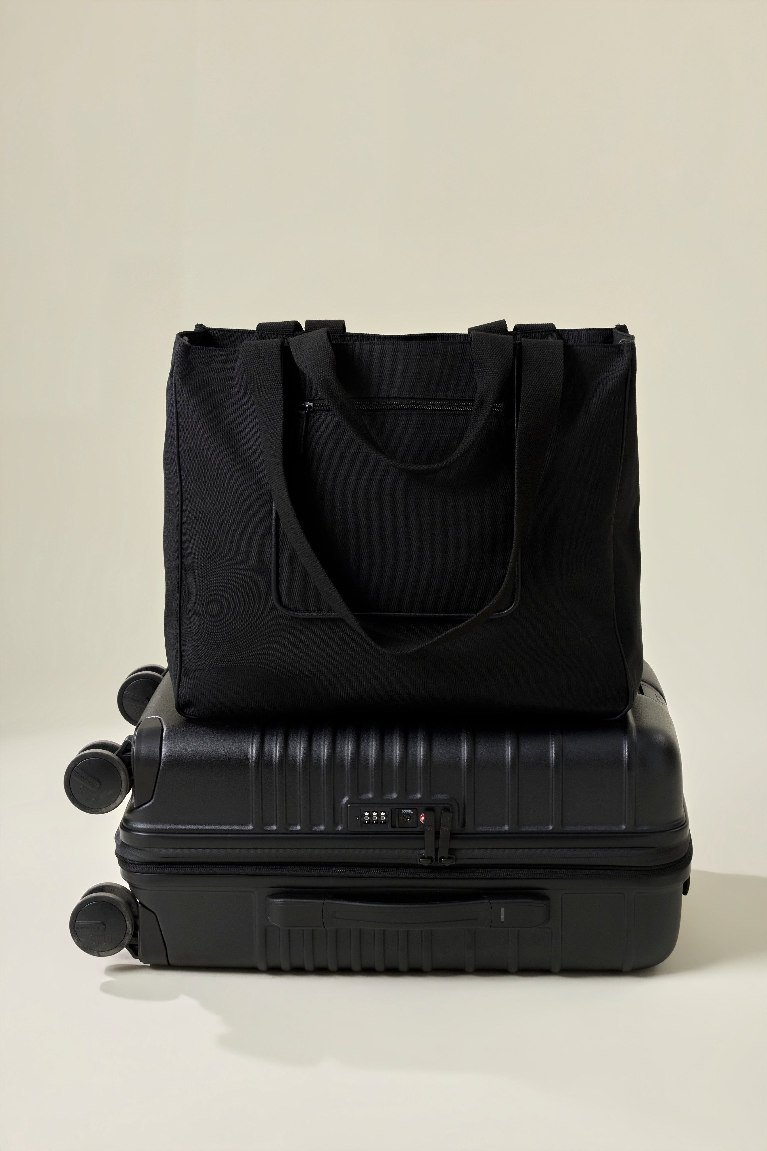 beis-east-to-west-sac-tote-bag-noir-recycl image 4