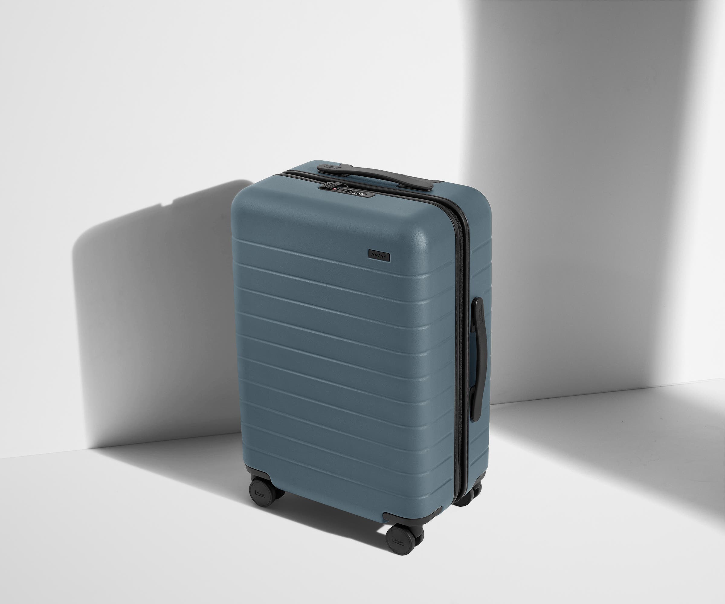 away-off-to-college-bundle-set-valises-tudiant-campus image 3