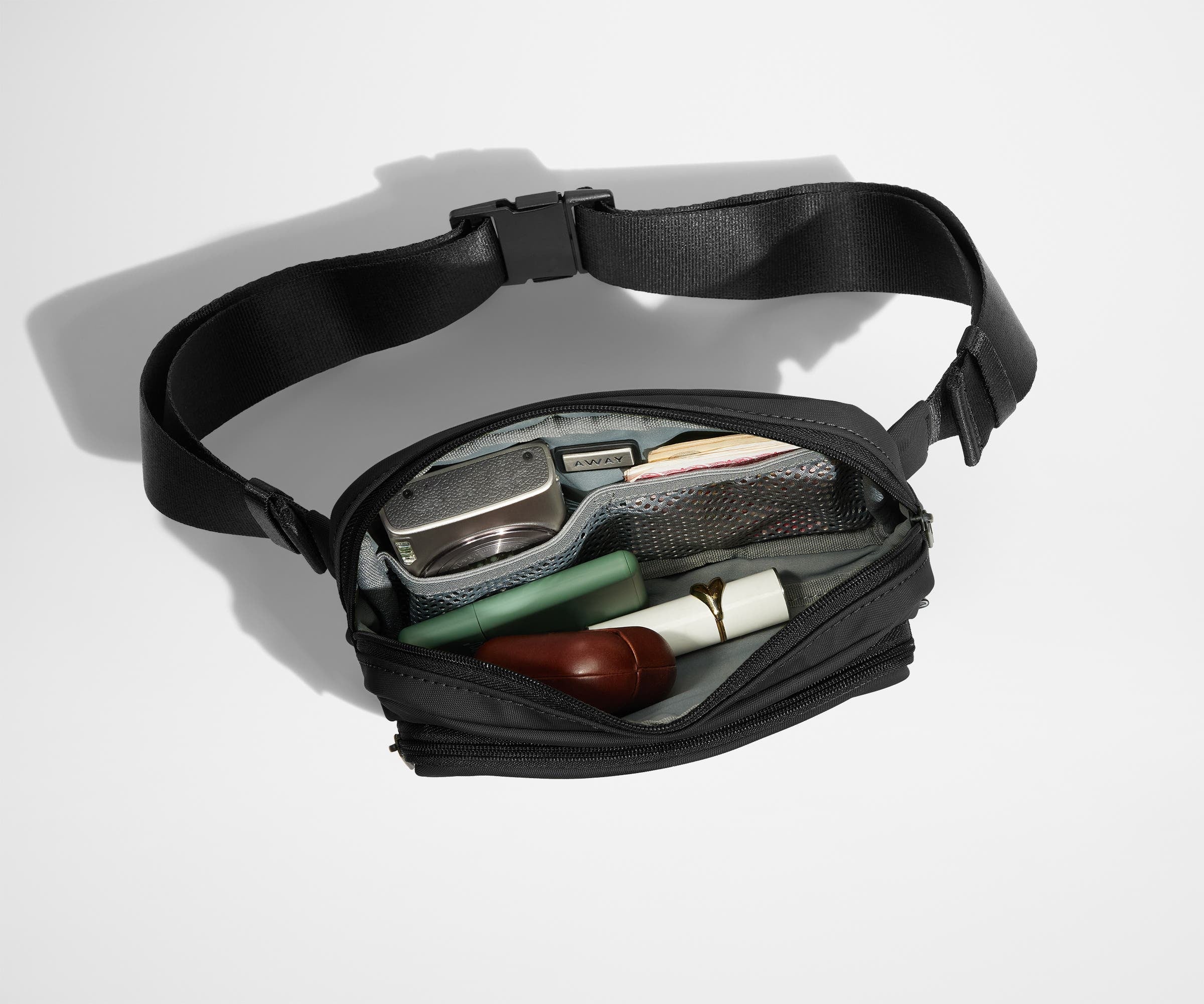 away-everywhere-sac-bandouli-re-jet-black-nylon image 3