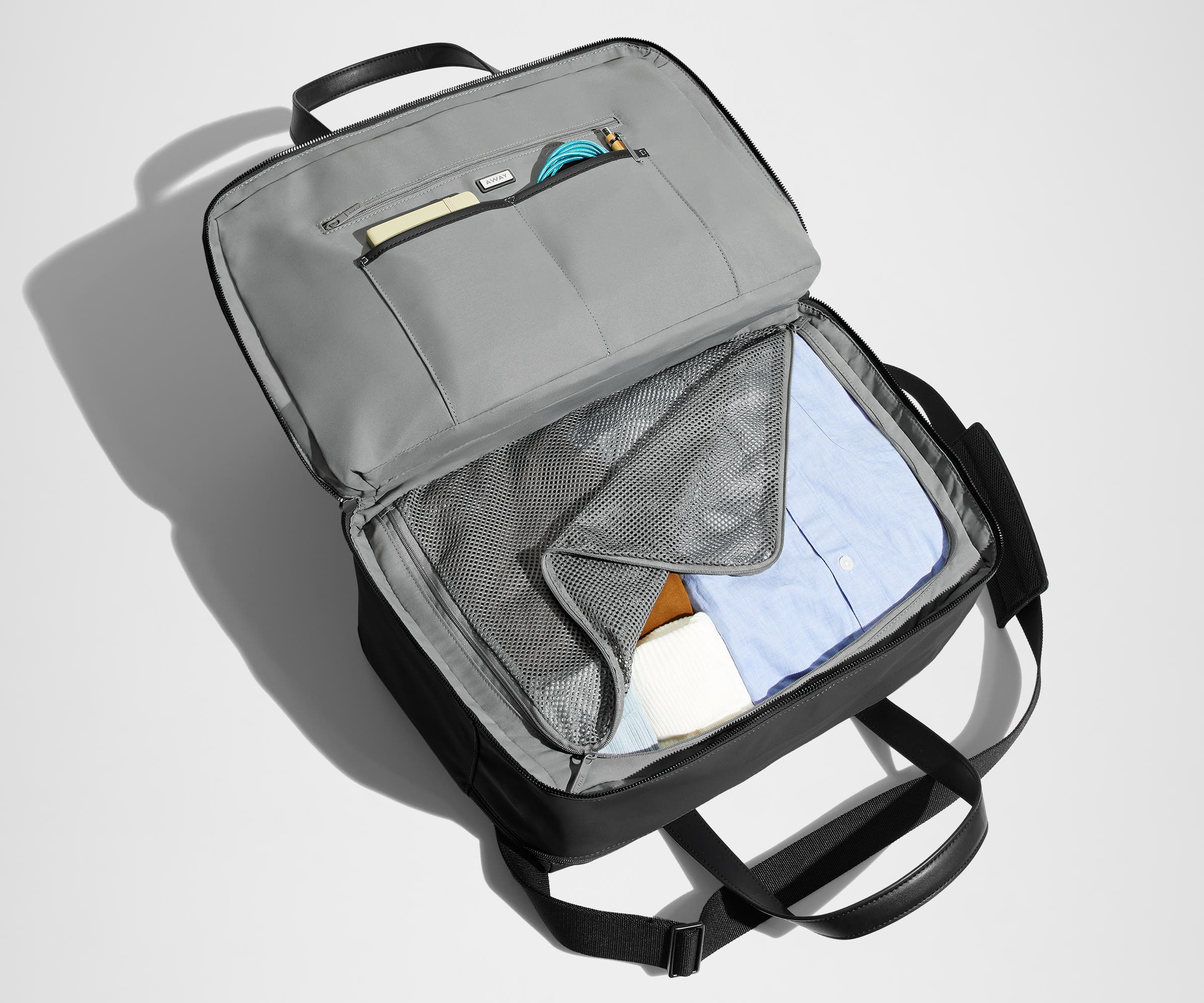 away-the-overnight-bag-sac-voyage-noir-jet-black image 3