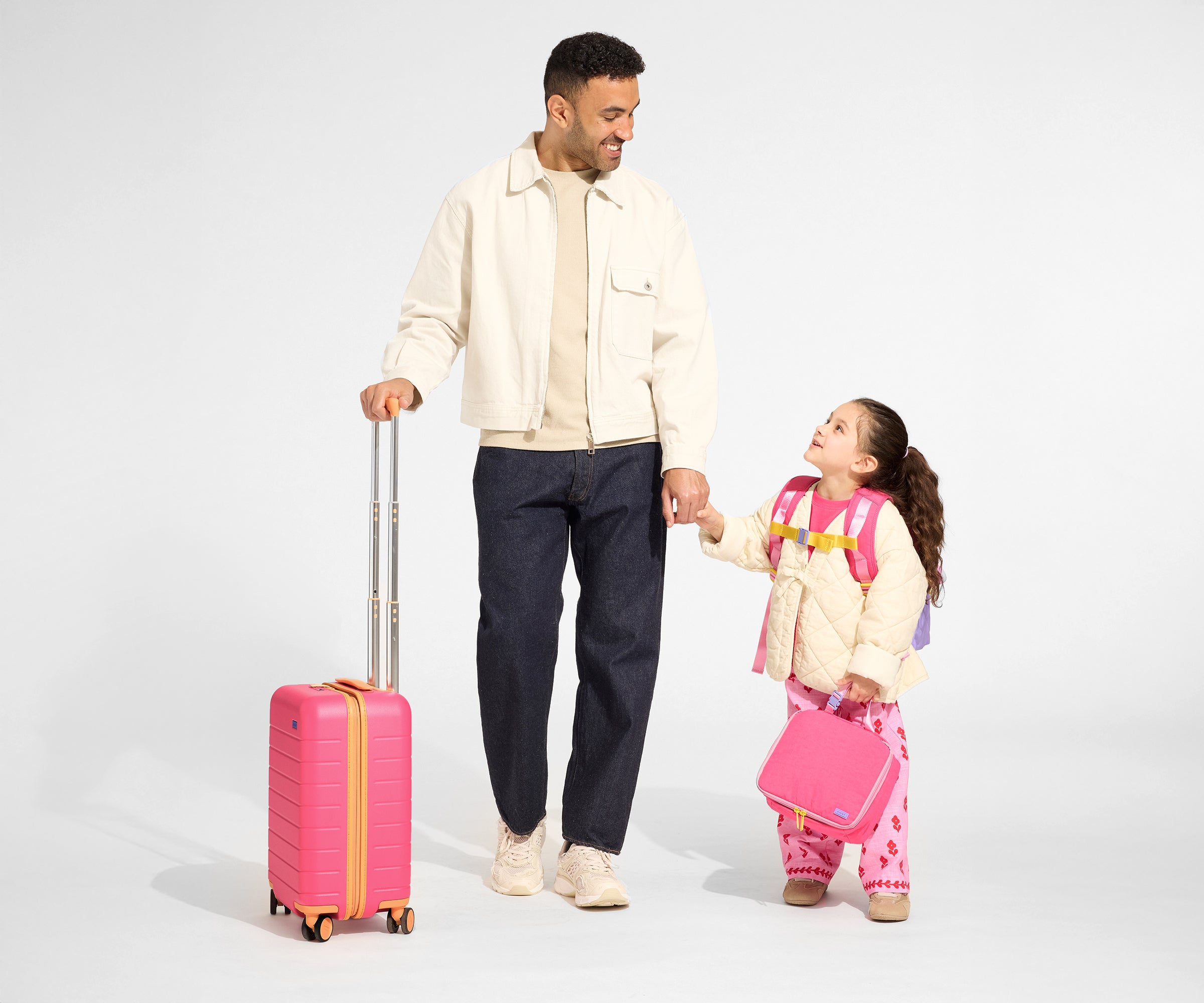 away-kids-carry-on-valise-enfant-rose-bonbon-rigide image 7