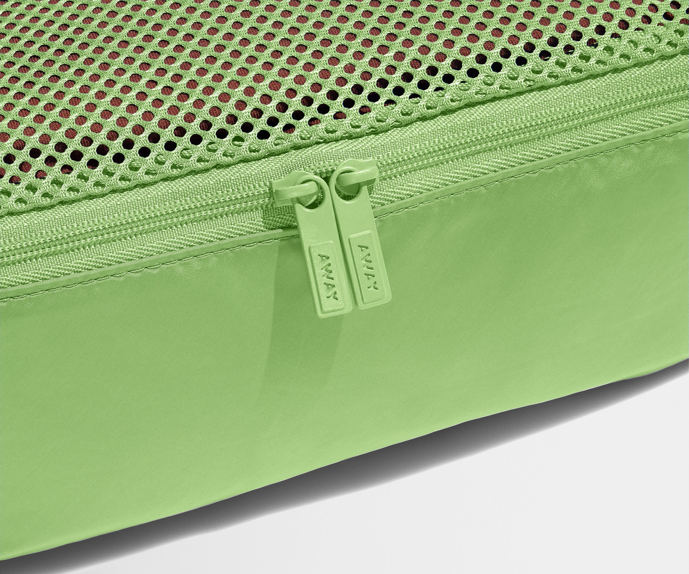 away-insider-packing-cubes-organiseur-matcha-milk-x4 image 4