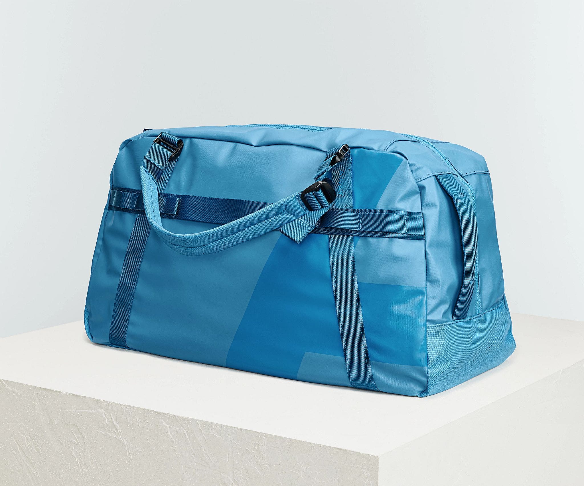 away-active-duffle-sac-voyage-55l-vivid-blue-55l image 2