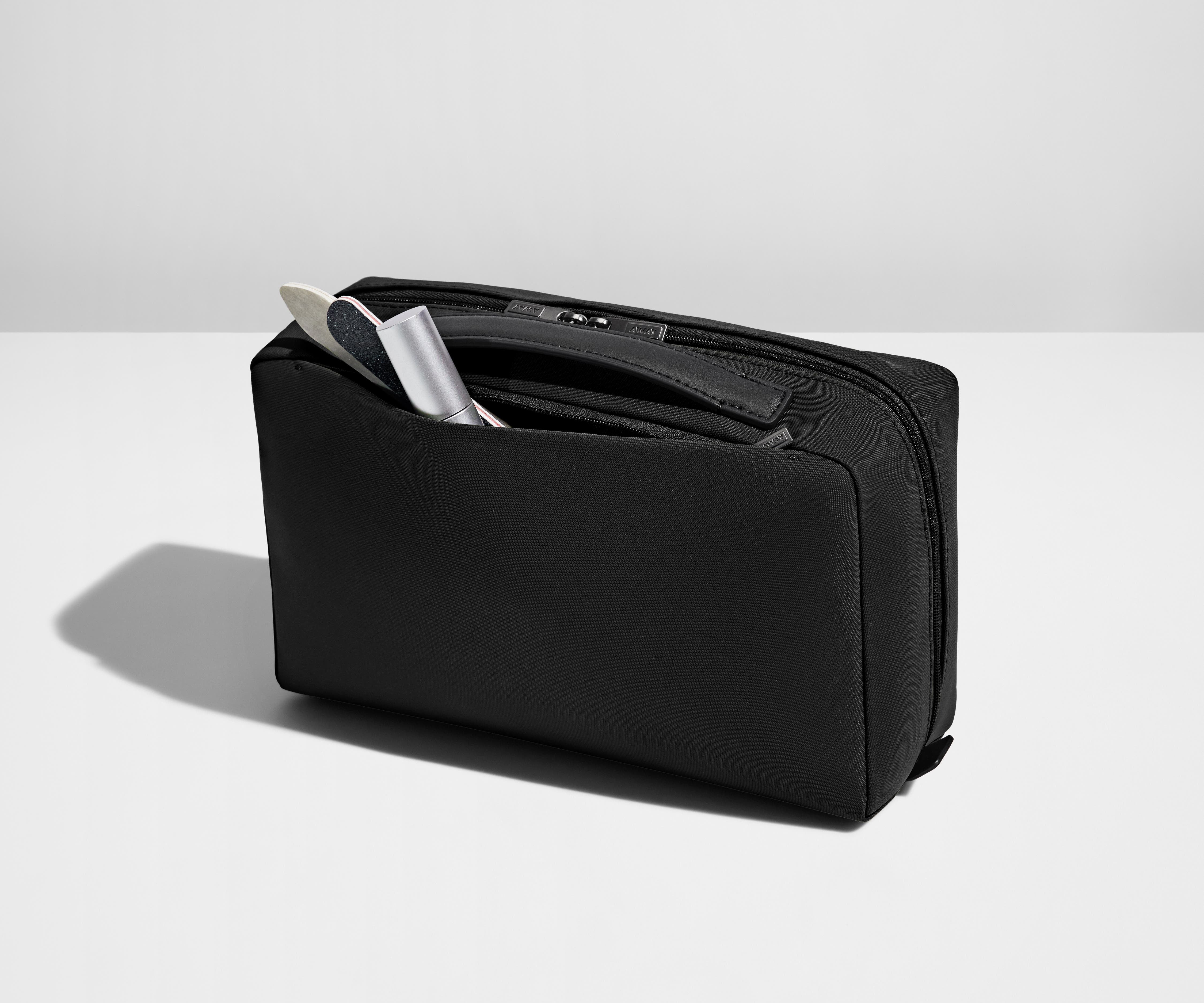 away-large-toiletry-bag-grande-trousse-de-toilette-noire-jet-black image 4
