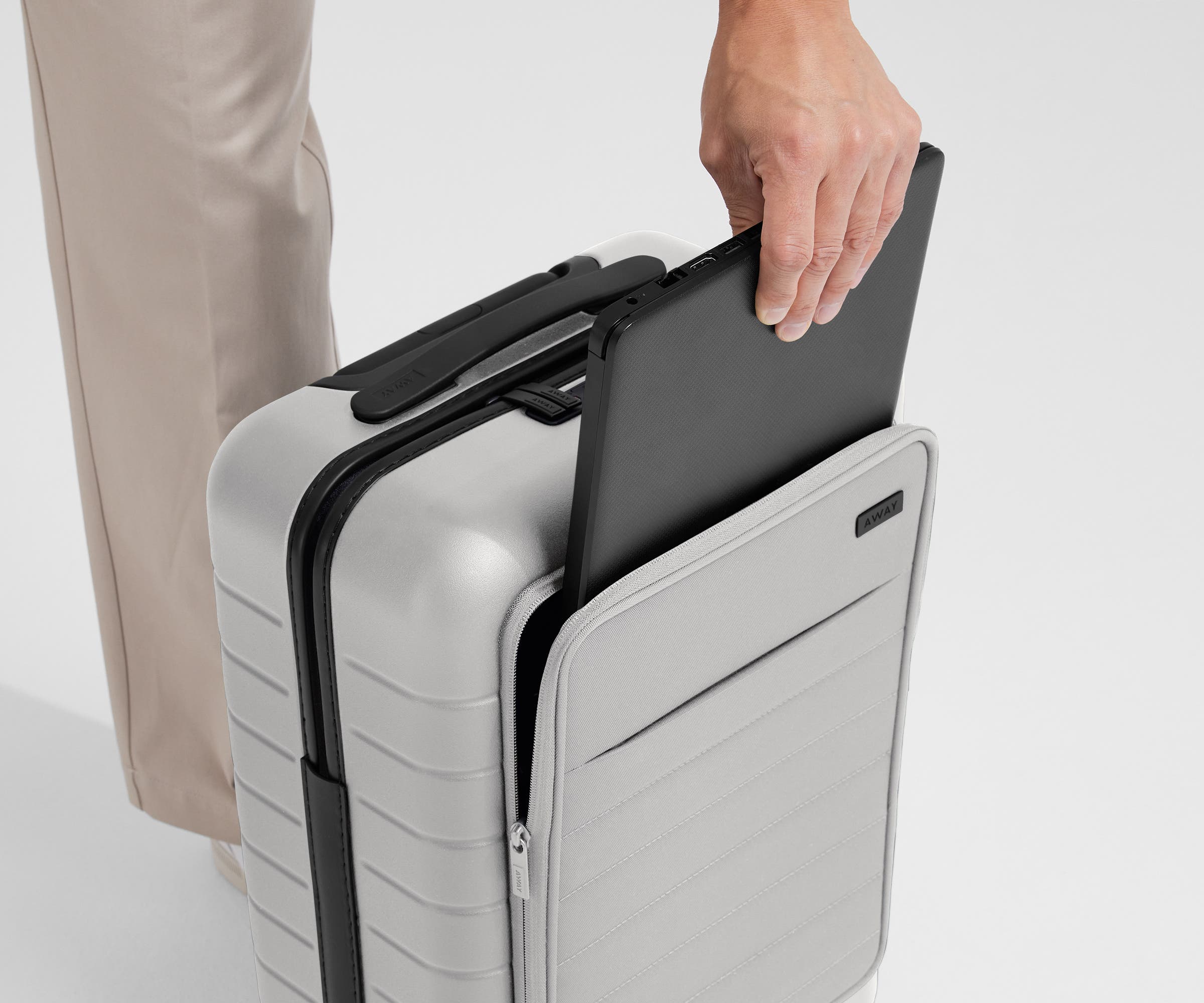 away-executive-carry-on-valise-cabine-cloud-gray image 3