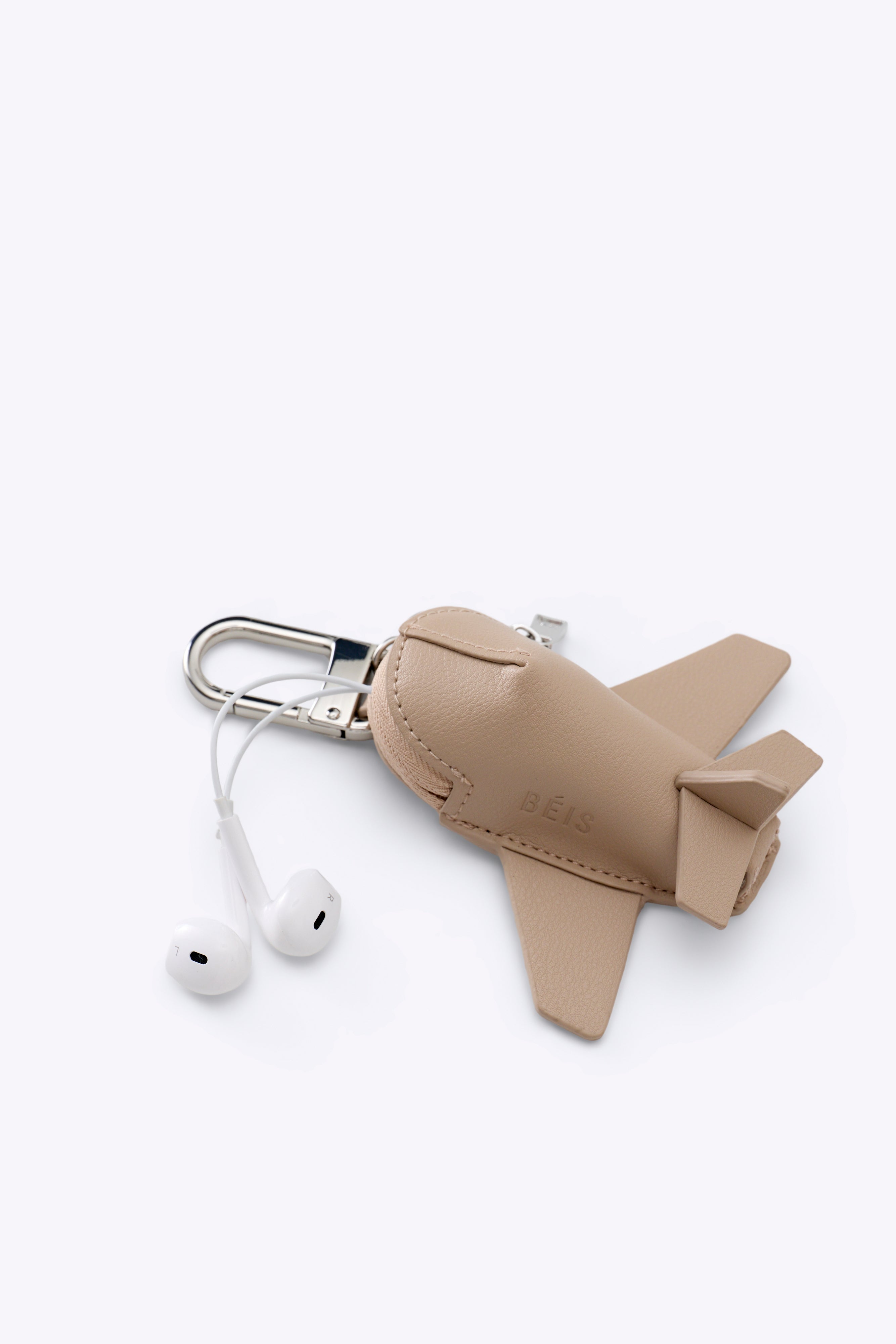 beis-accessories-airplane-charm-breloque-avion-beige image 3