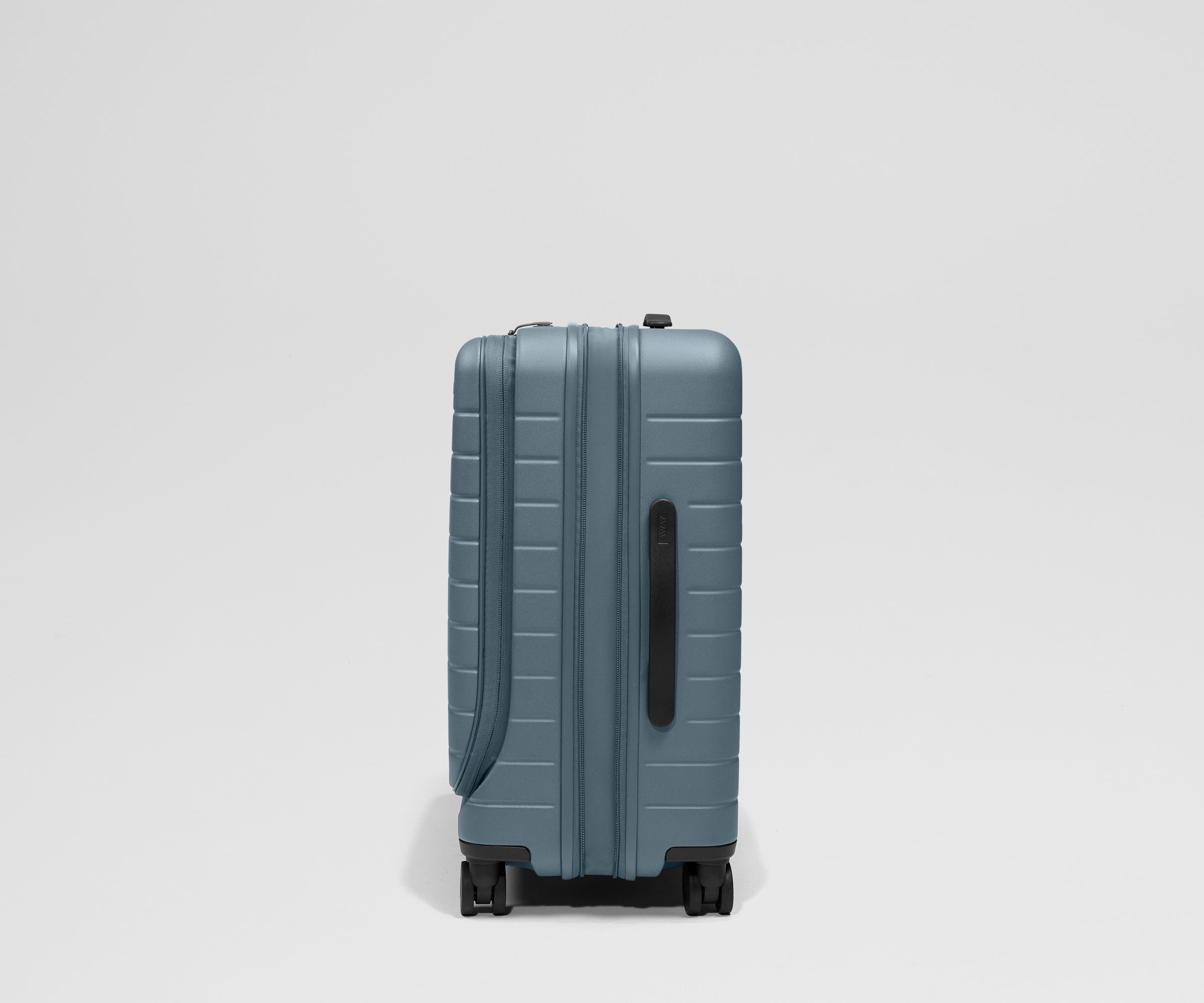away-smooth-departure-bundle-ensemble-valises-voyage image 4