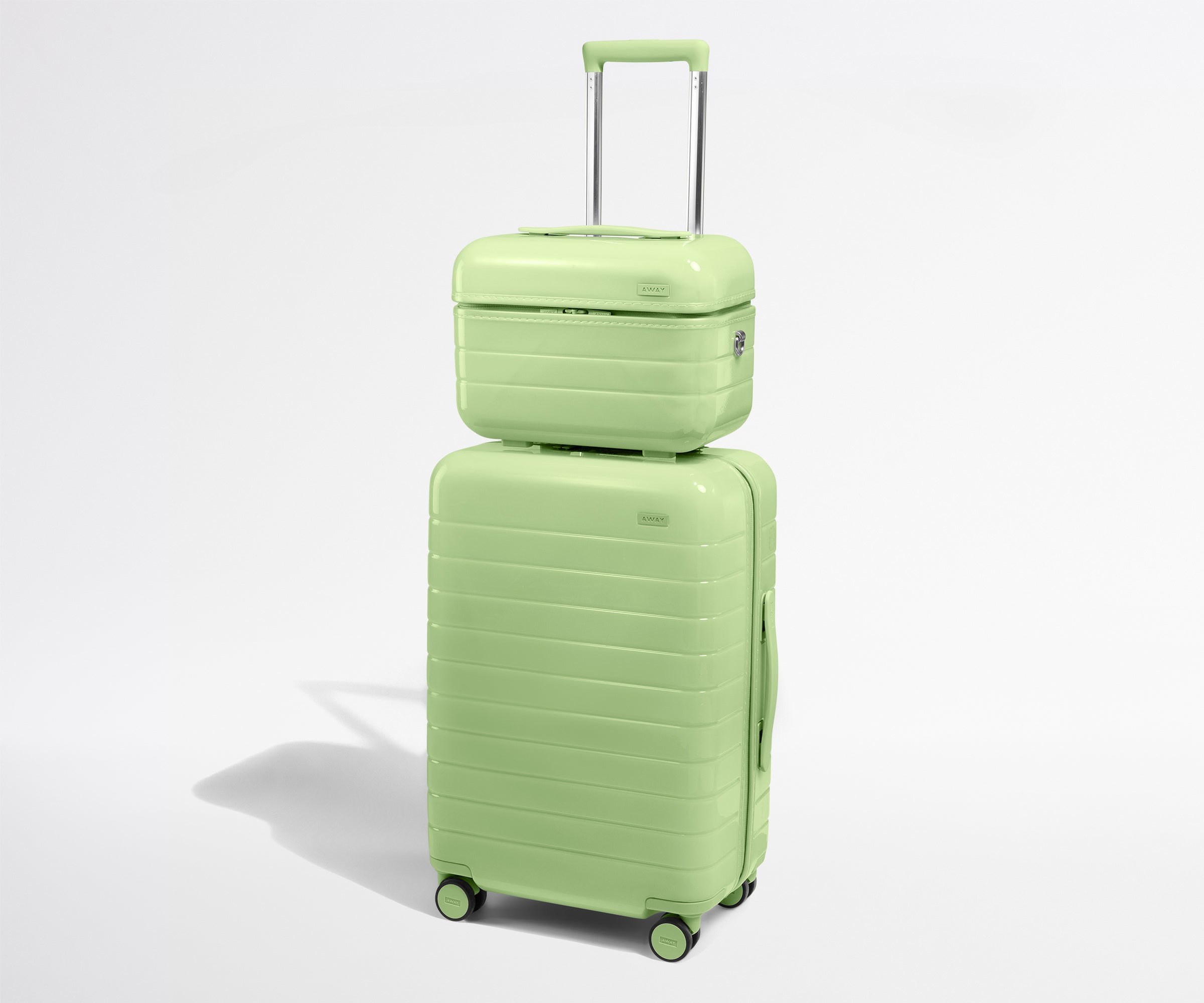 away-train-case-vanity-matcha-milk-green image 4