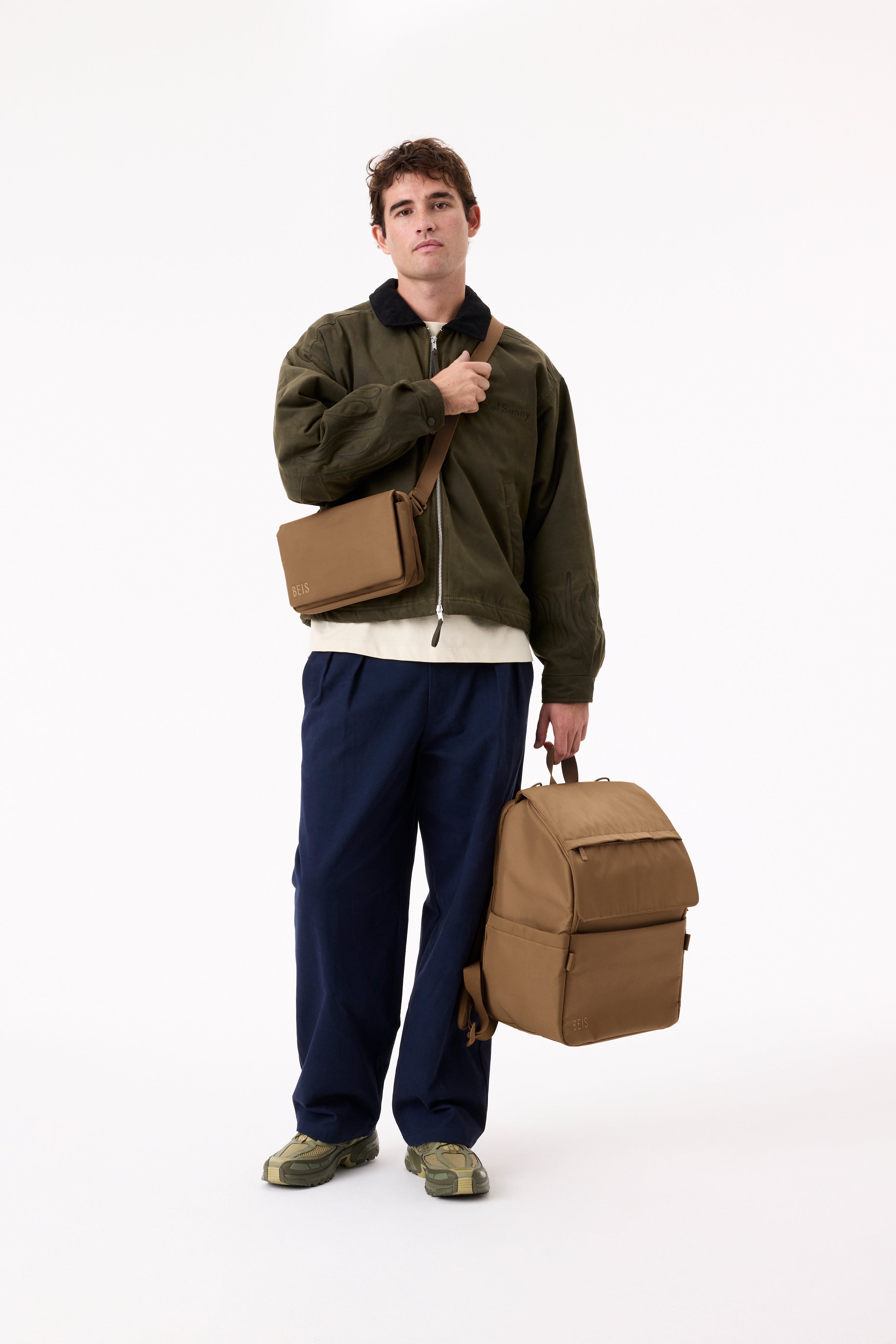 beis-ultimate-diaper-sac-dos-langer-camel-matelas image 5