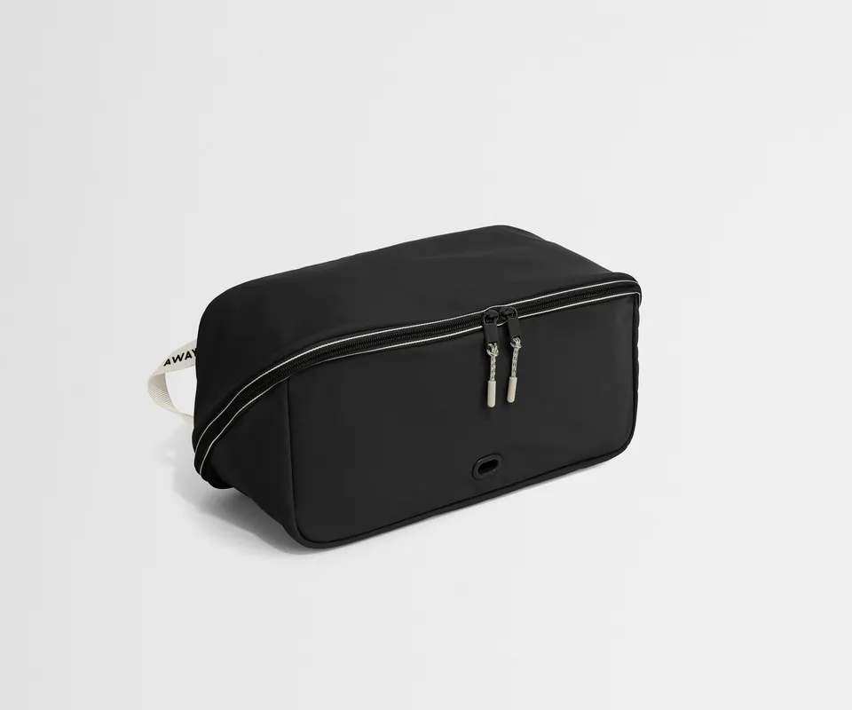 away-running-shoe-cube-organisateur-chaussures-jet-black image 1