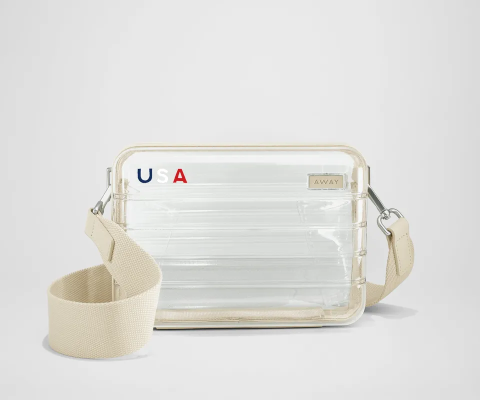away-match-day-sac-stade-transparent-usa-supporter image 1