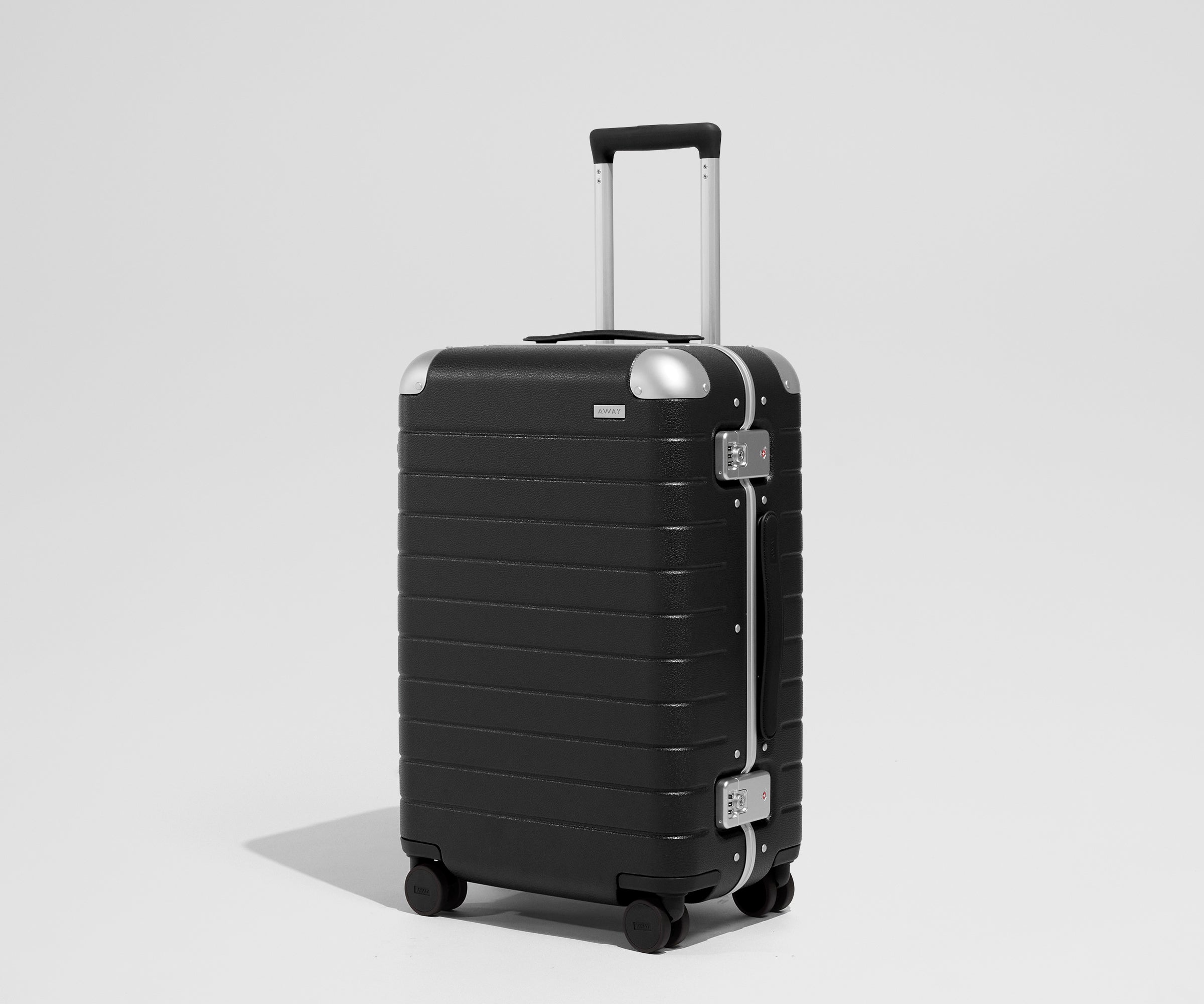 away-aluminum-edge-bigger-carry-on-valise-cabine-alu image 5