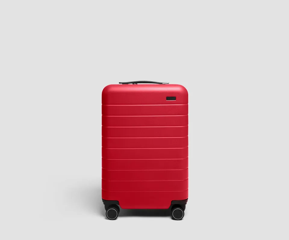 away-the-carry-on-3-valise-cabine-rigide-rouge-cherry-red image 1