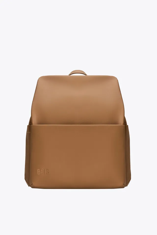 beis-everyday-diaper-sac-dos-langer-camel-vegan image 1