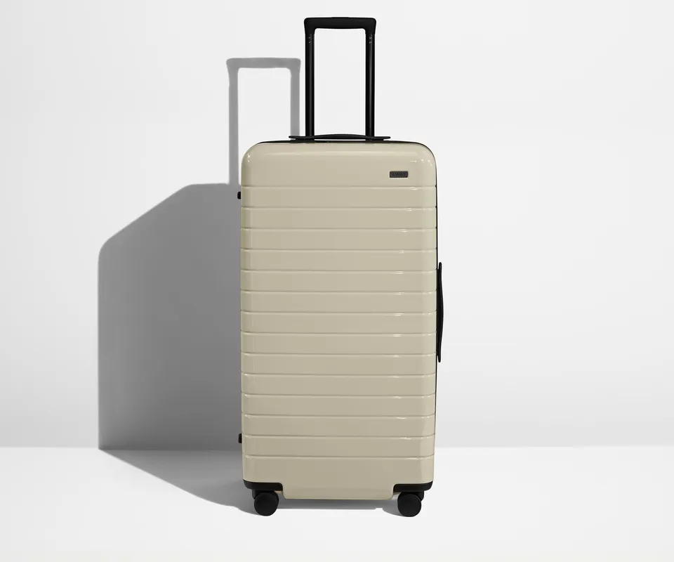 away-trunk-valise-soute-blanche-salt-white-gloss image 1