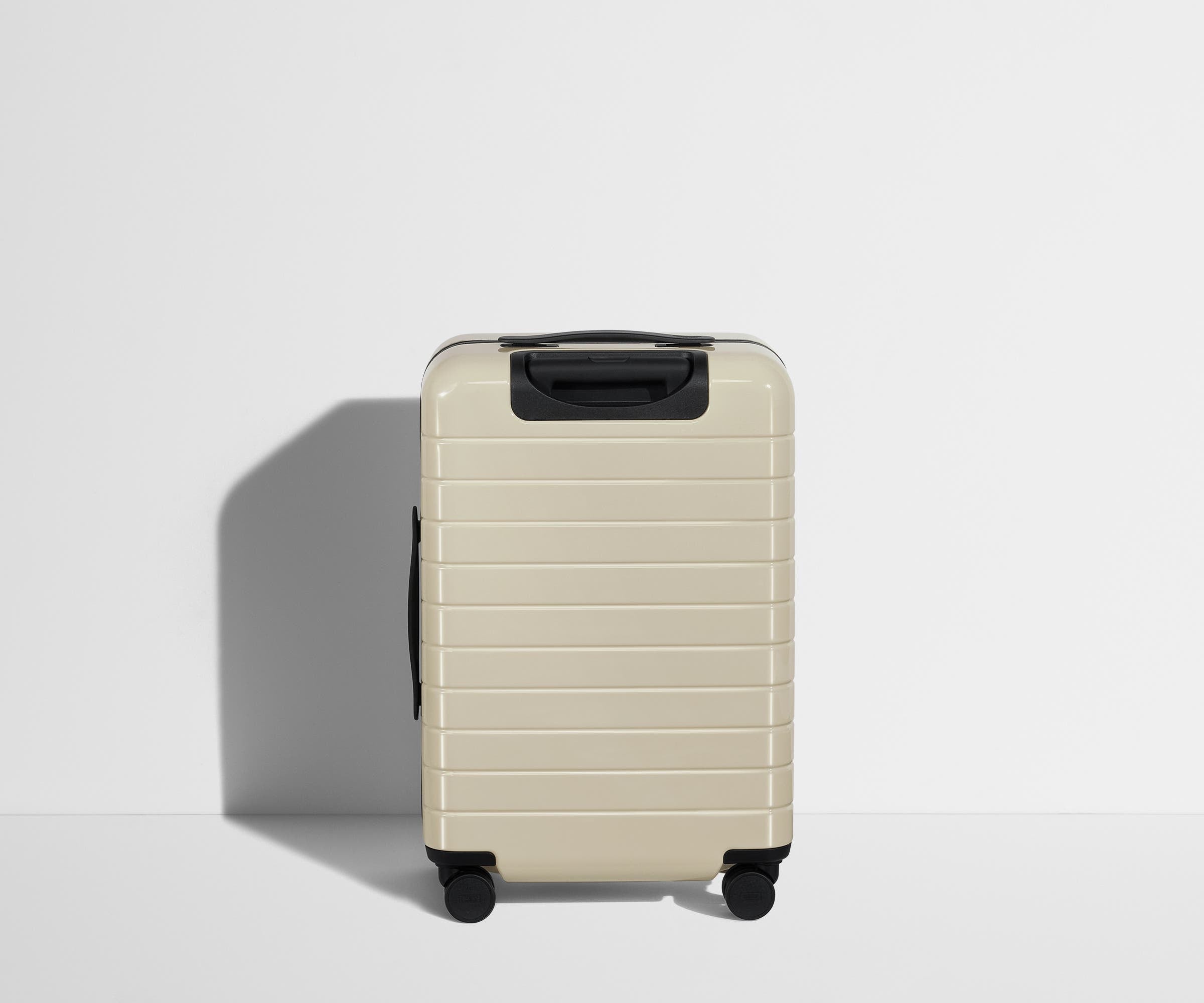 away-bigger-carry-on-valise-cabine-blanc-sel-brillant-rigide image 7