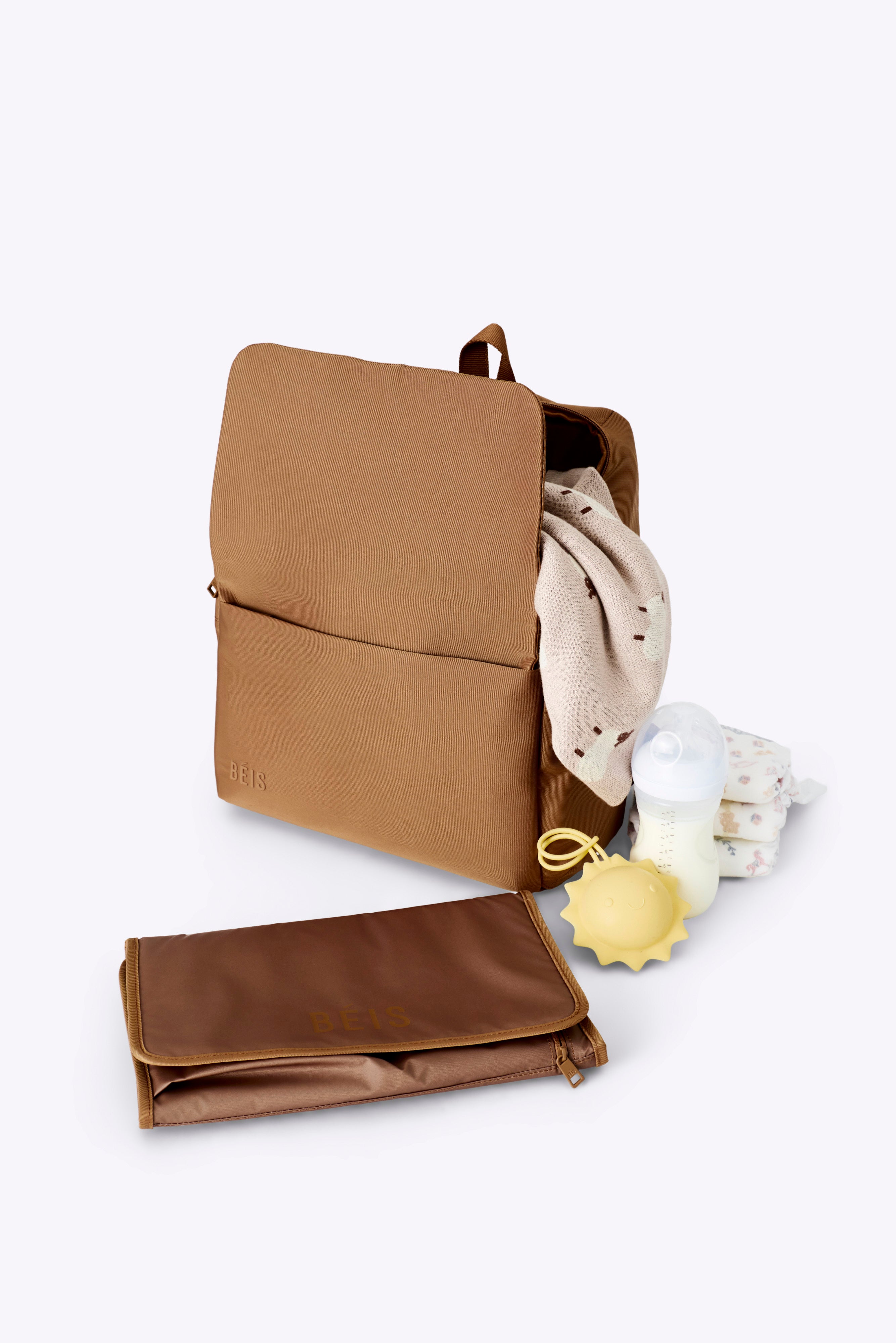 beis-everyday-sac-dos-langer-camel-nylon image 2