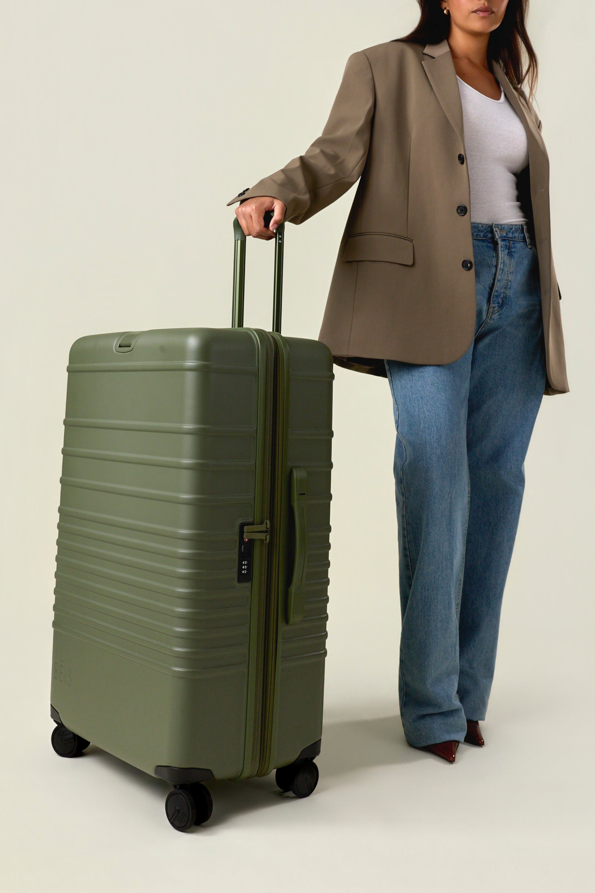 beis-check-in-large-roller-valise-soute-olive-rigide image 3