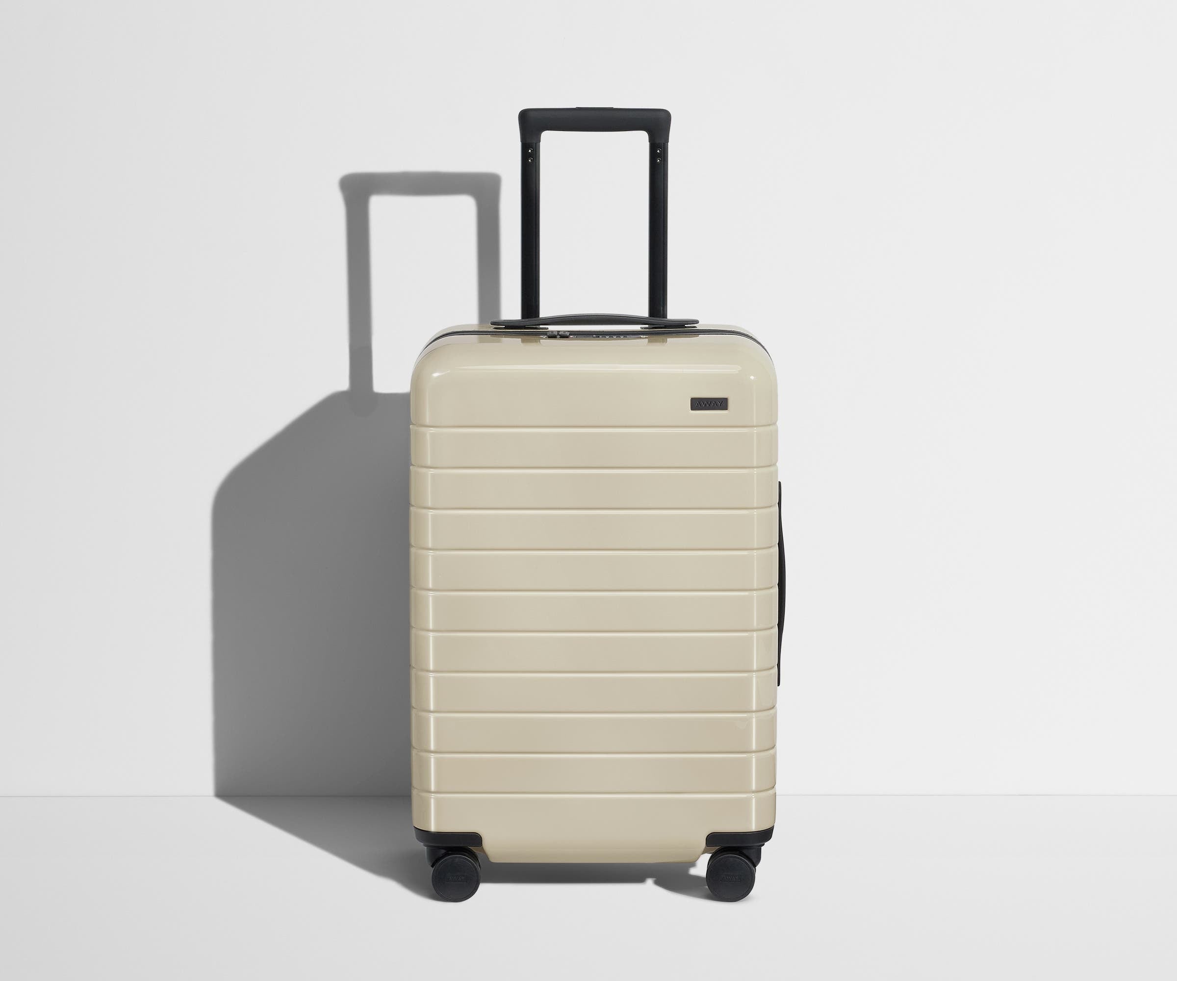 away-bigger-carry-on-valise-cabine-blanc-sel-brillant-rigide image 1
