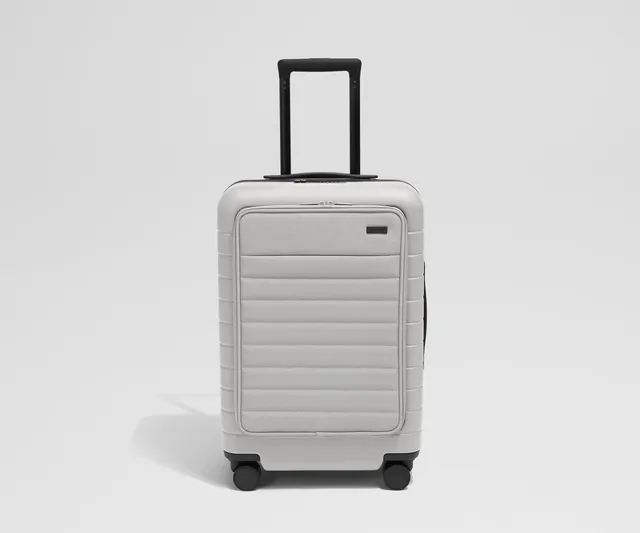 away-executive-bigger-carry-on-valise-cabine-cloud-gray image 1