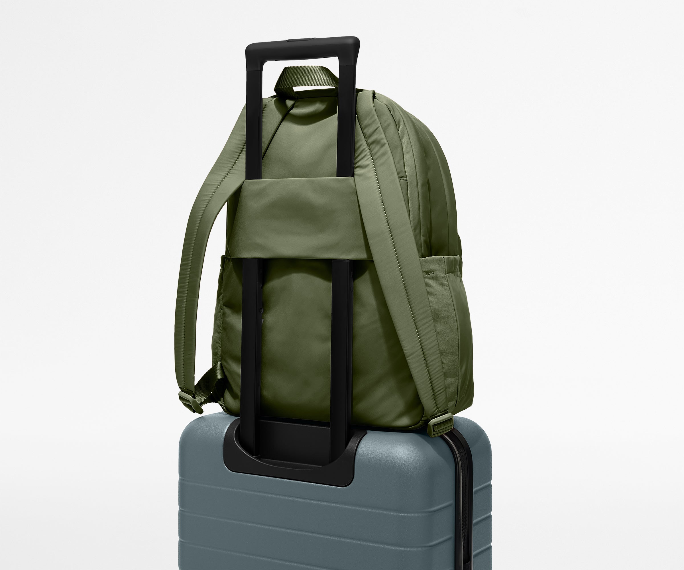 away-featherlight-large-sac-dos-olive-green-ordinateur image 7