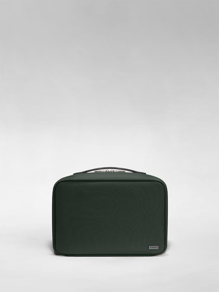 away-hanging-toiletry-bag-trousse-toilette-green-suspendue image 7