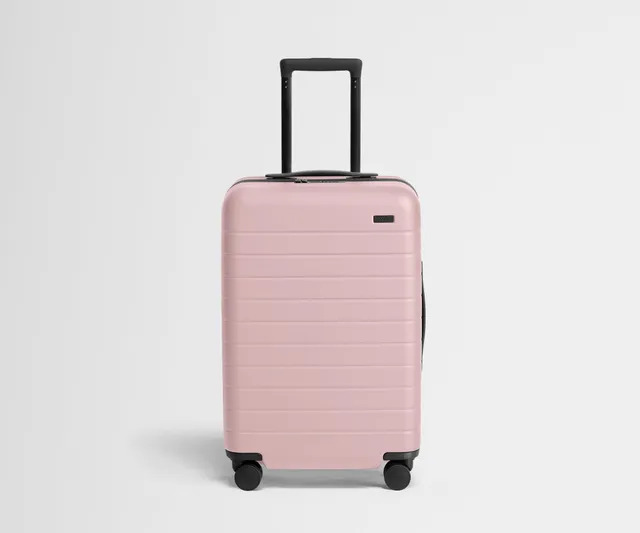 away-bigger-carry-on-valise-cabine-rose-blush-pink-rigide image 1