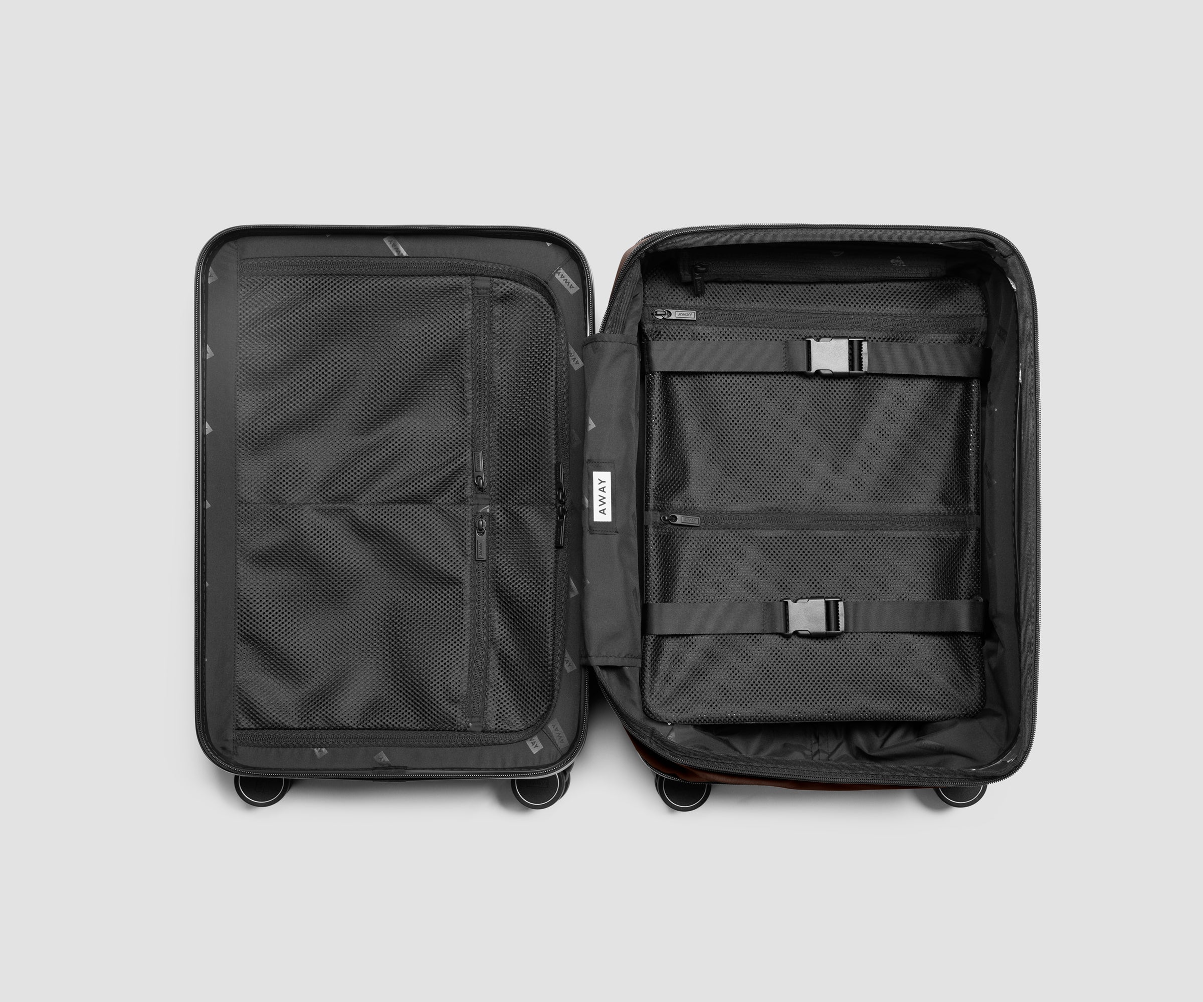 away-bigger-carry-on-flex-3-valise-cabine-navy-blue-extensible image 4