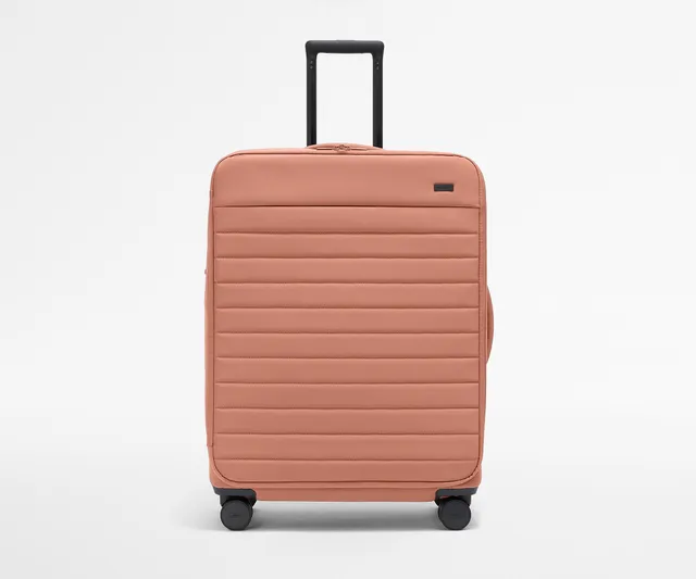 away-softside-large-valise-soute-rose-clay-pink image 1