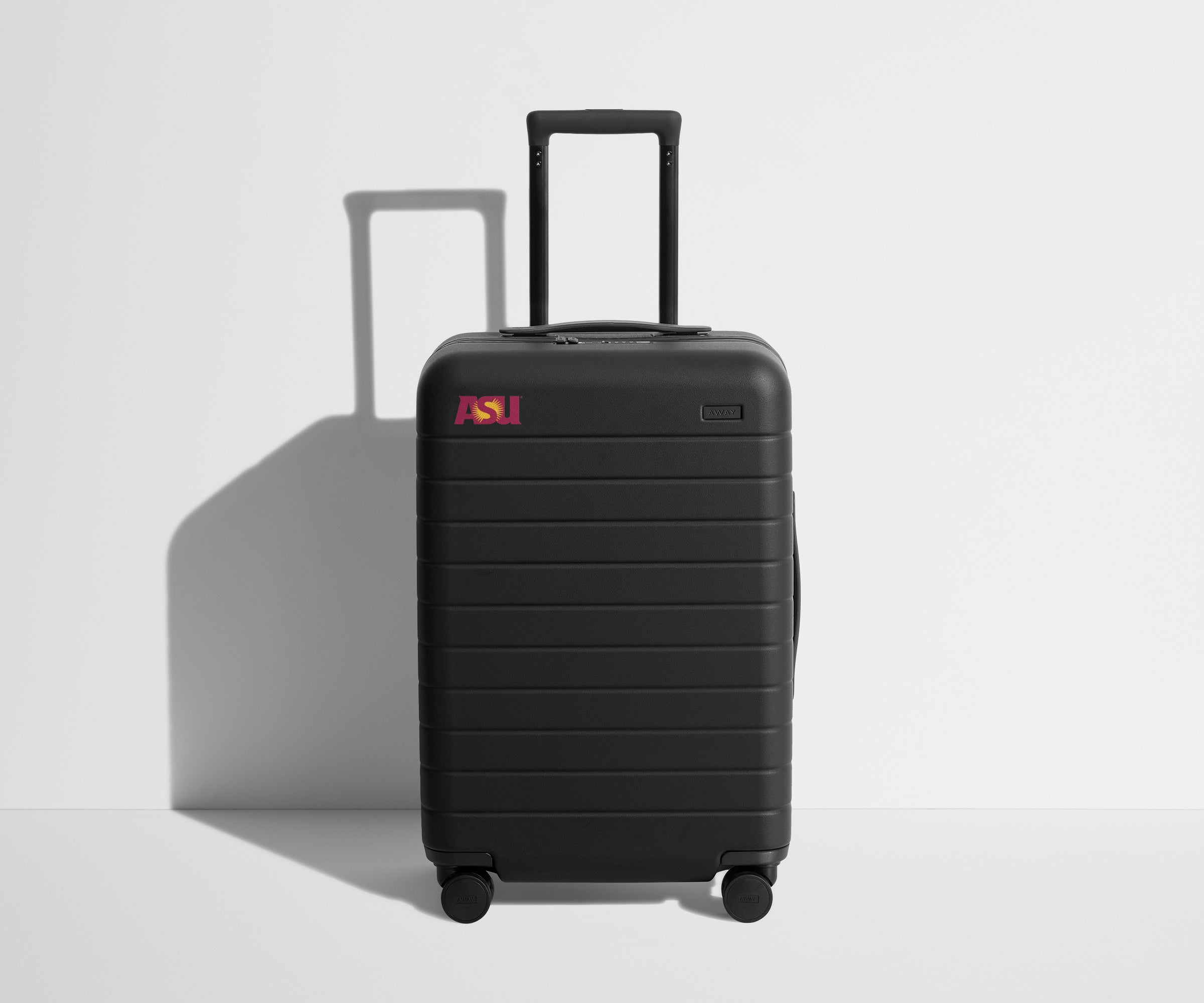 away-collegiate-bigger-carry-on-valise-cabine-universit-s-rigide image 5