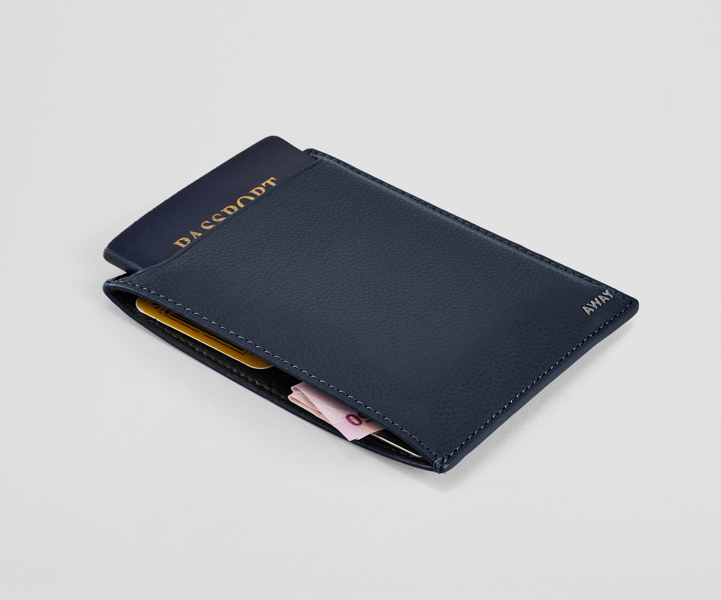 away-passport-wallet-porte-passeport-cuir-navy-blue image 2