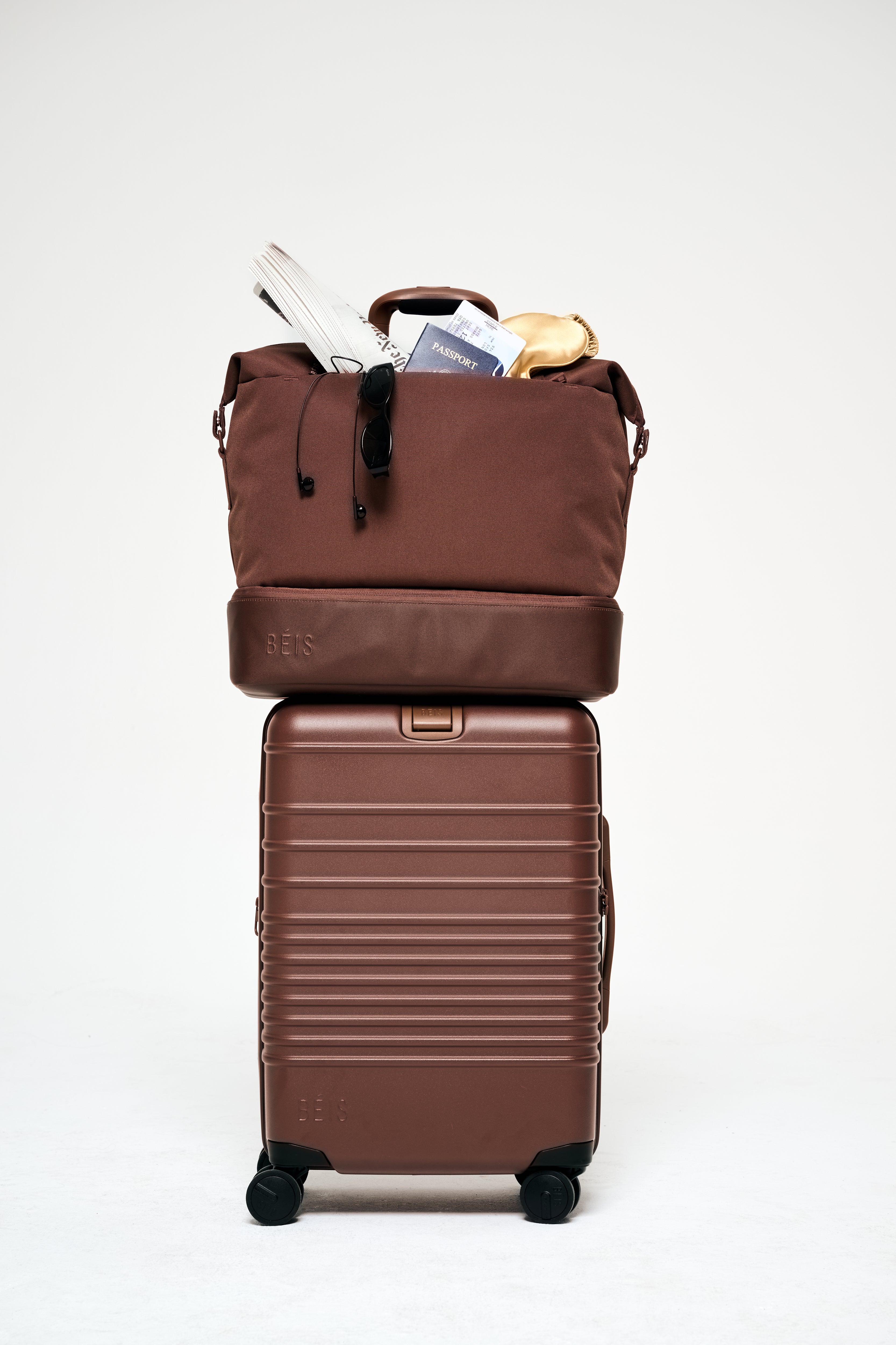 beis-mini-weekender-sac-week-end-marron-housse-ordinateur image 4